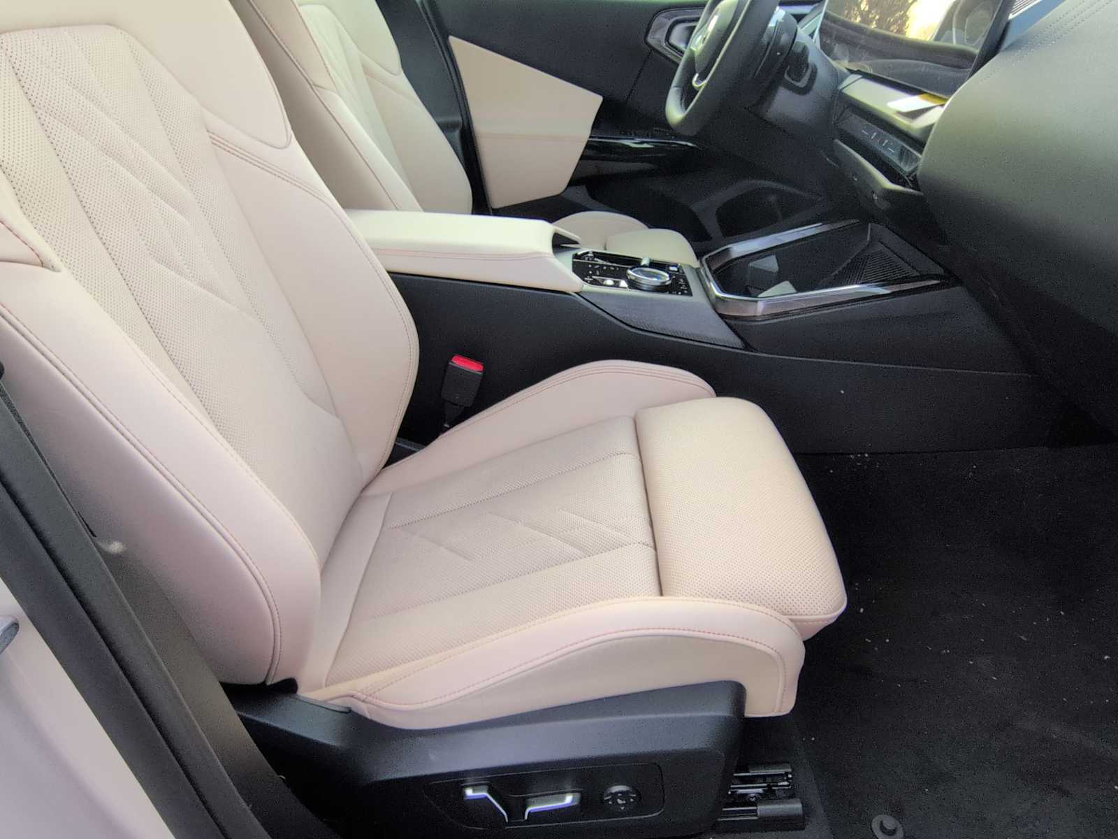 Thumbnail: 2026 BMW X3 - 25