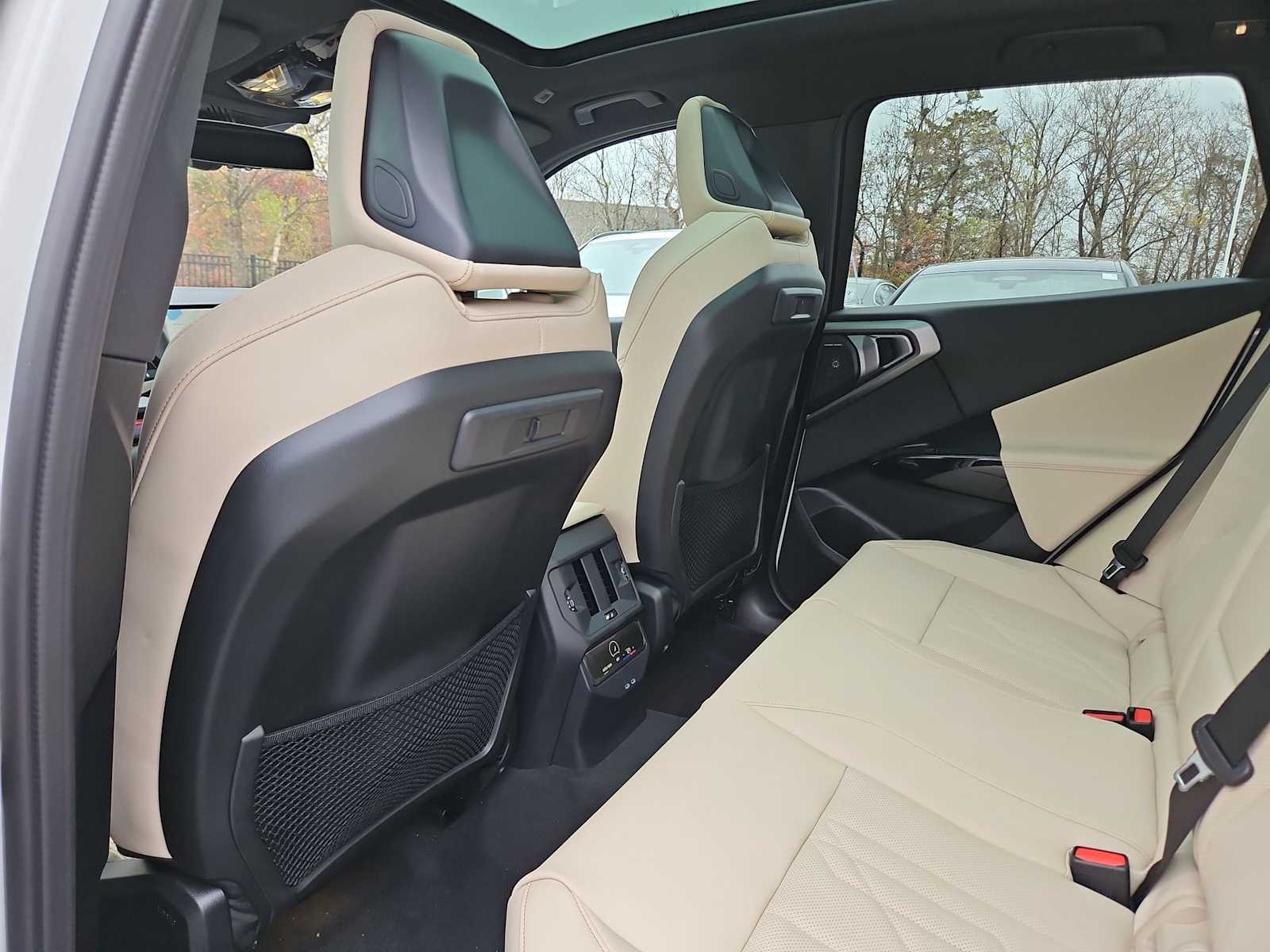 Thumbnail: 2026 BMW X3 - 19