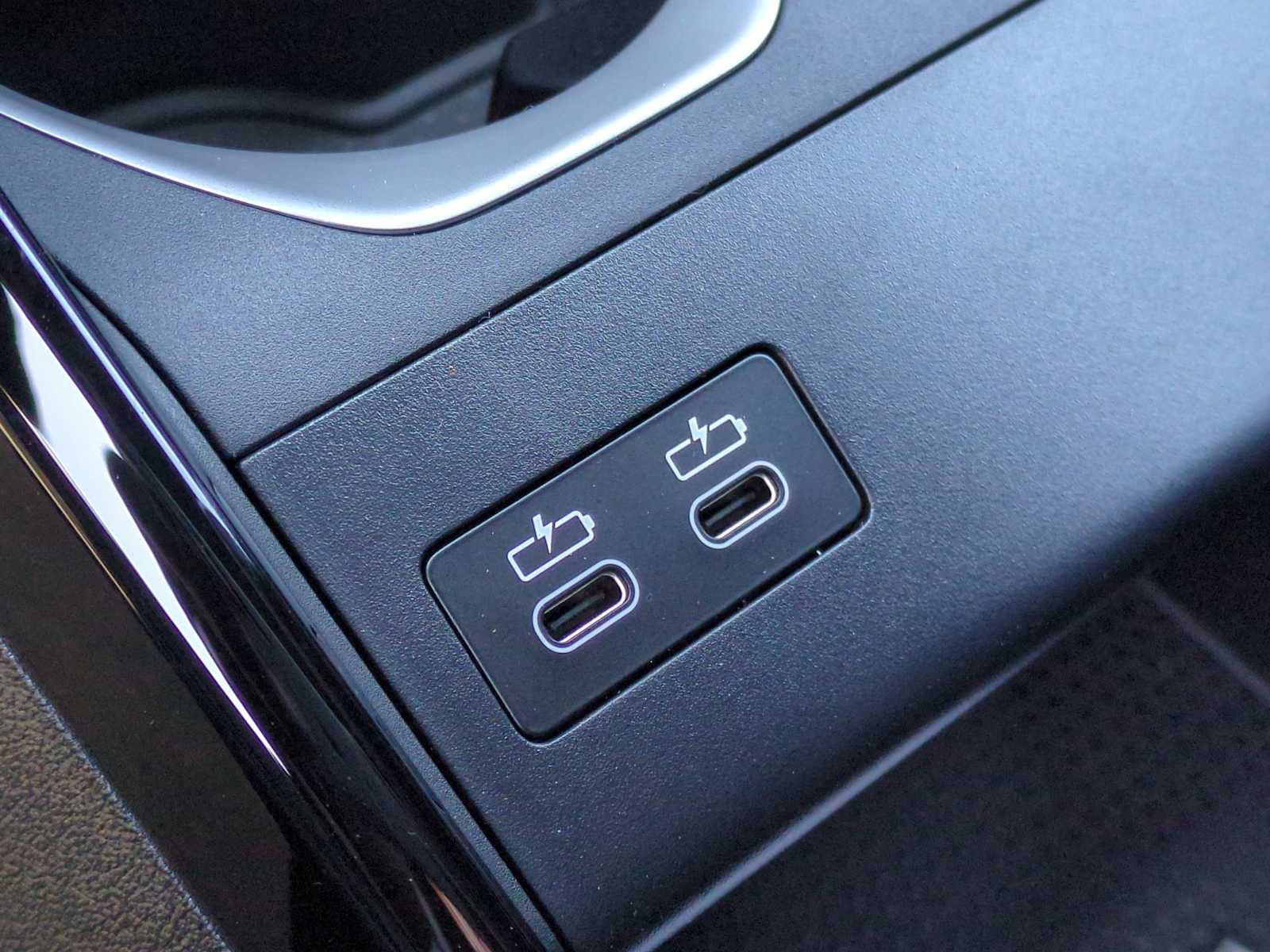 Thumbnail: 2025 BMW X2 - 32