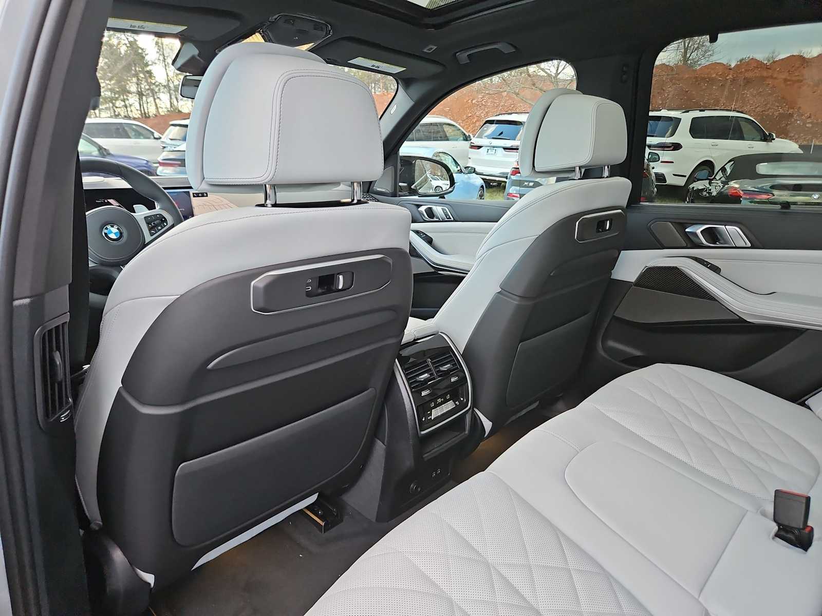 Thumbnail: 2026 BMW X5 - 19