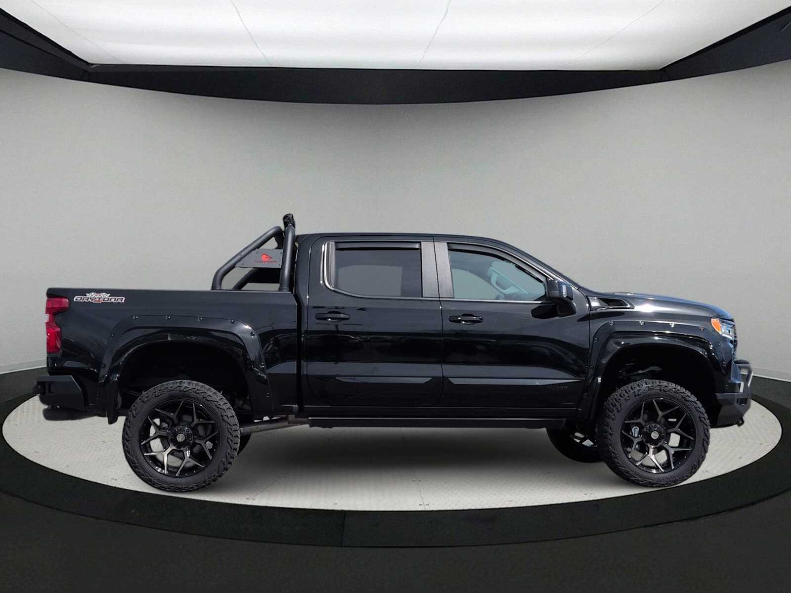 Thumbnail: 2024 Chevrolet Silverado 1500 - 10