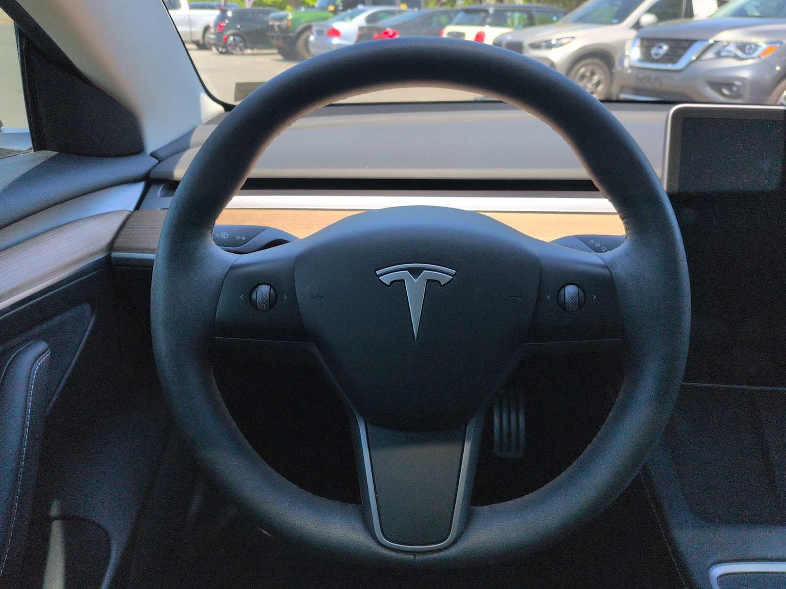 Thumbnail: 2022 Tesla Model 3 - 24
