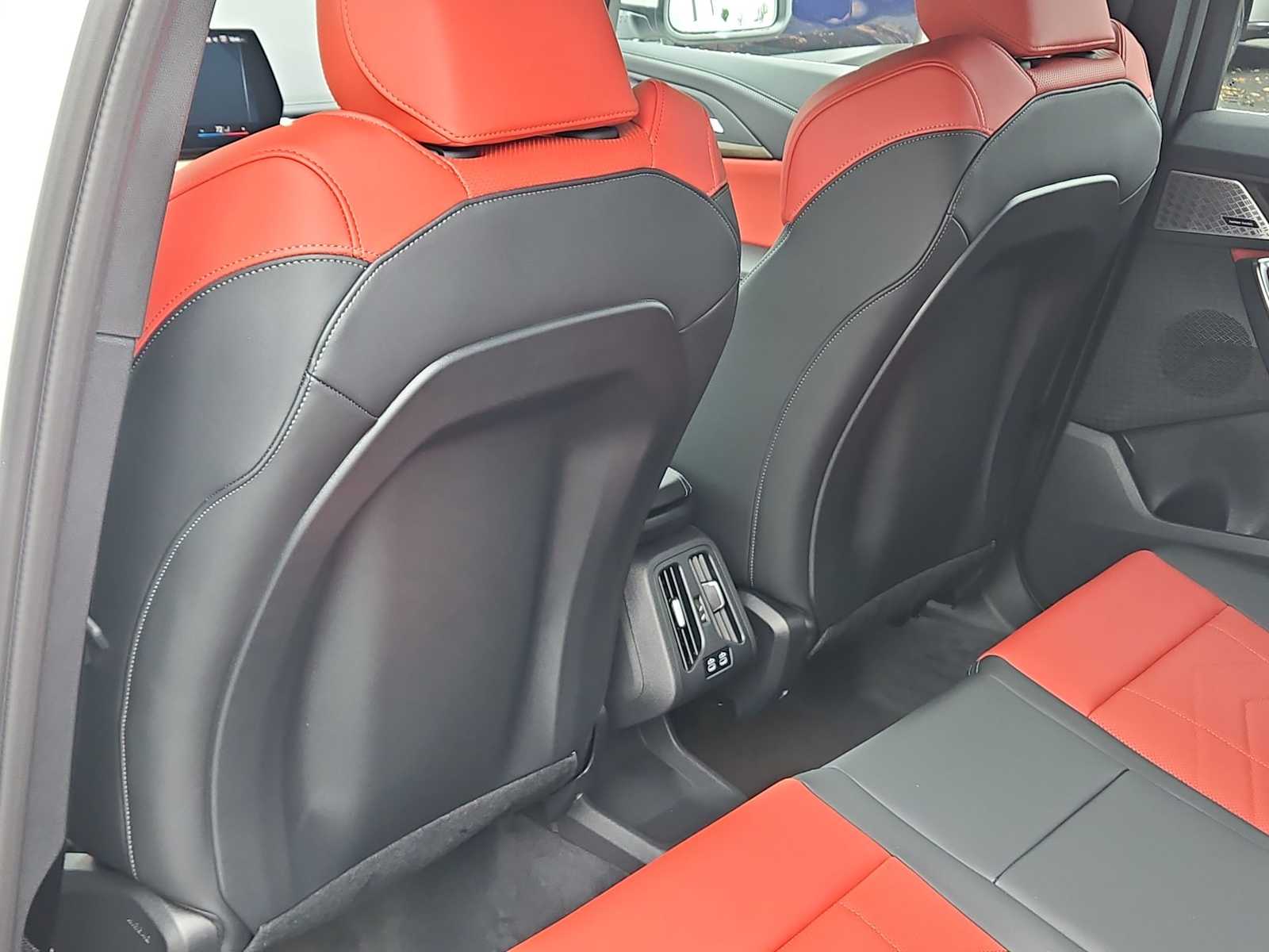 Thumbnail: 2025 BMW X1 - 18