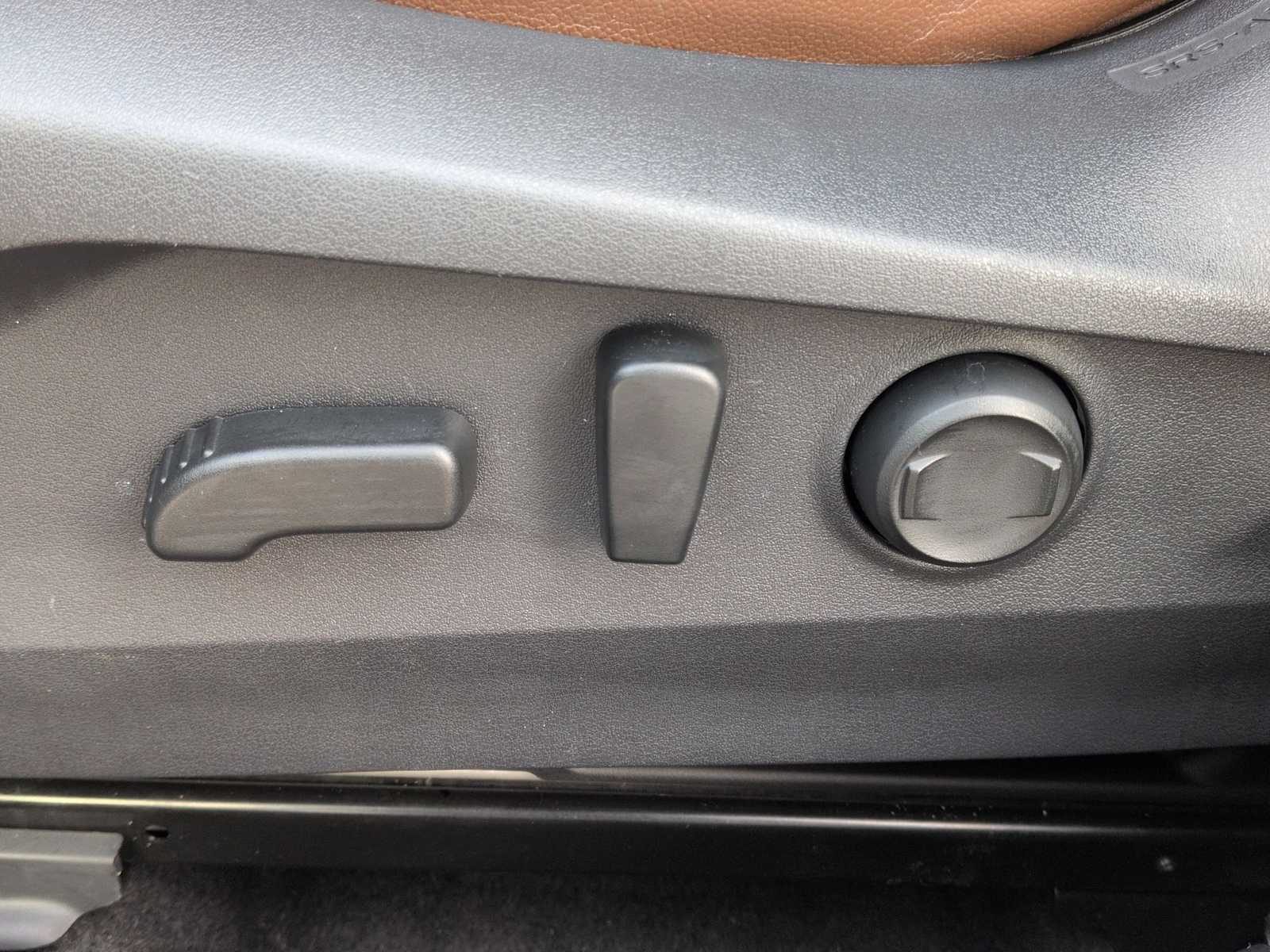 Thumbnail: 2021 Subaru Outback - 18