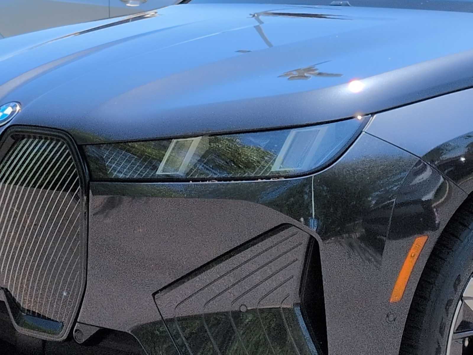 Thumbnail: 2026 BMW iX - 11