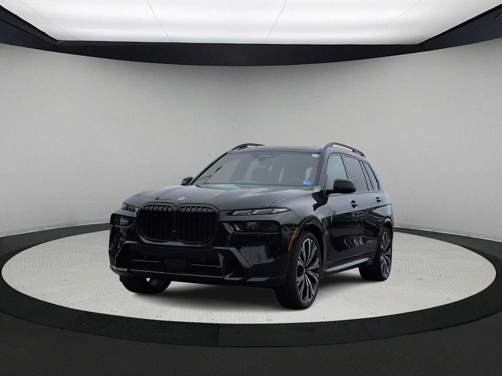 Thumbnail: 2027 BMW X7 - 4