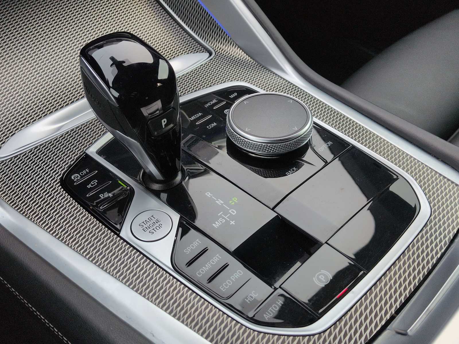 Thumbnail: 2023 BMW X6 - 33