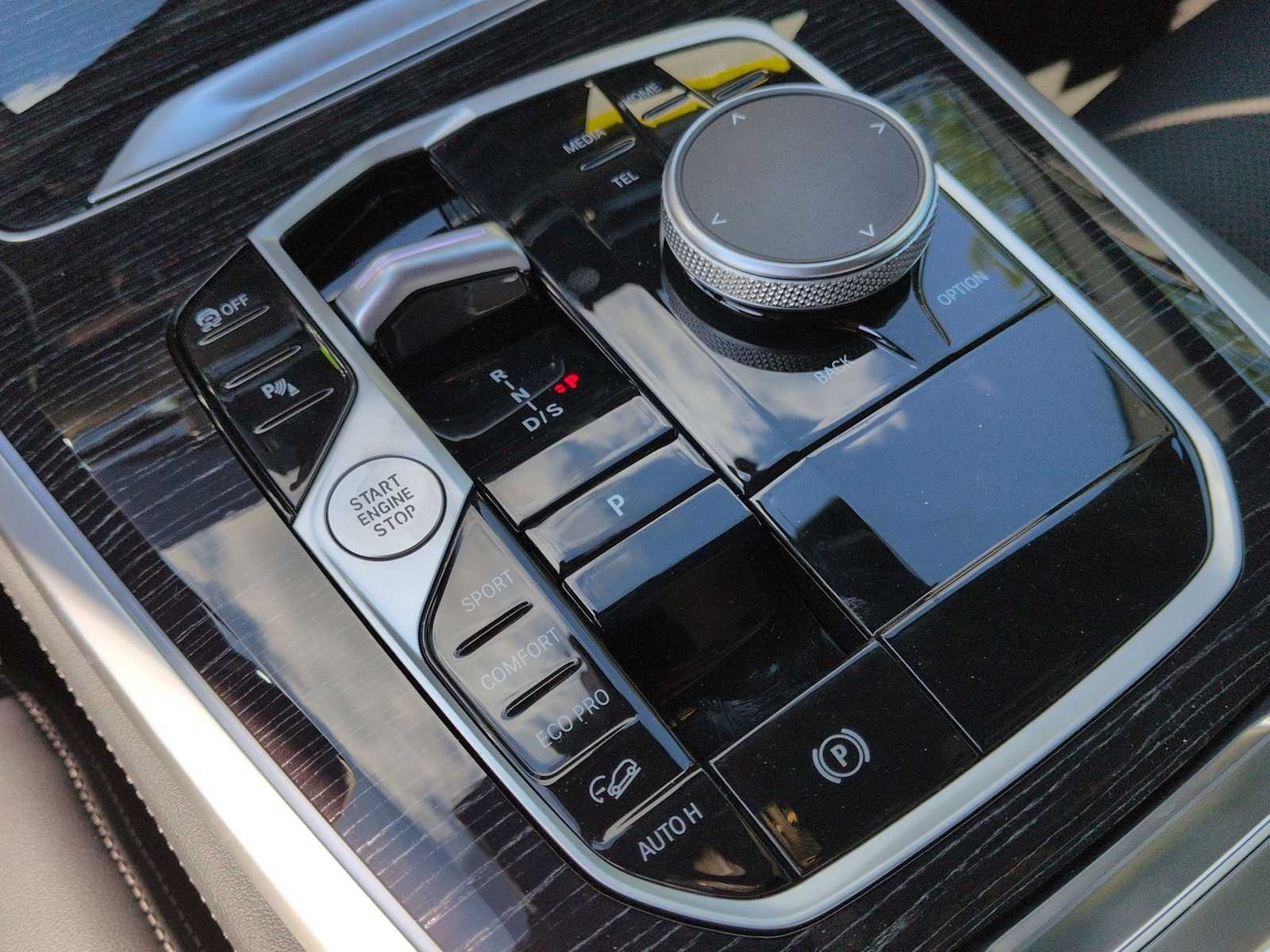 Thumbnail: 2026 BMW X5 - 35