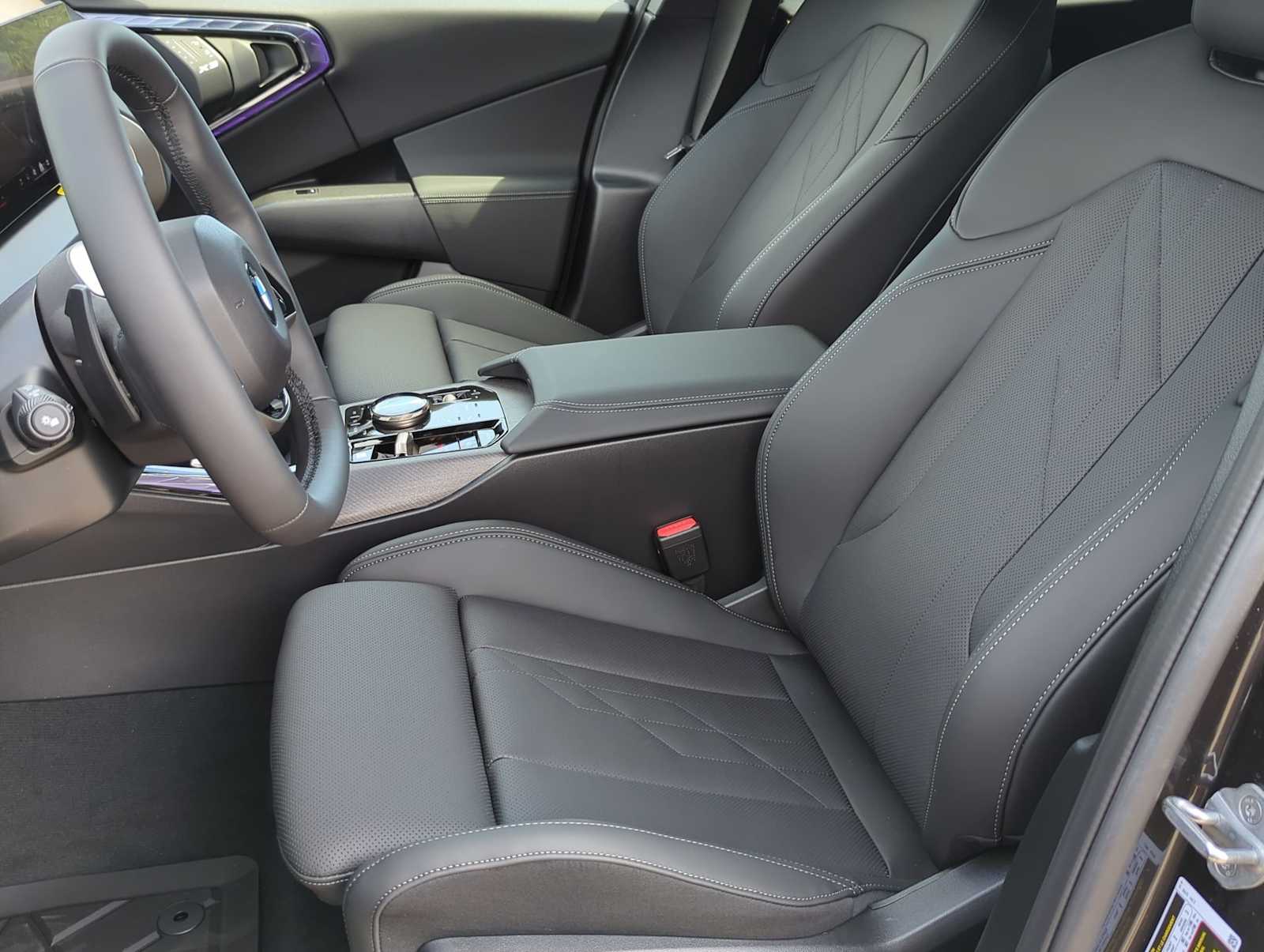 Thumbnail: 2025 BMW X3 - 16