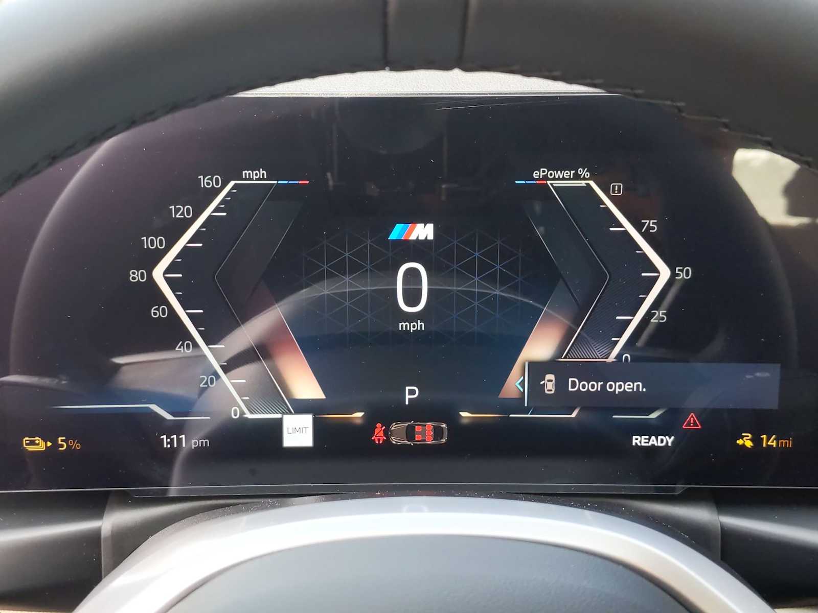 Thumbnail: 2025 BMW i4 - 35