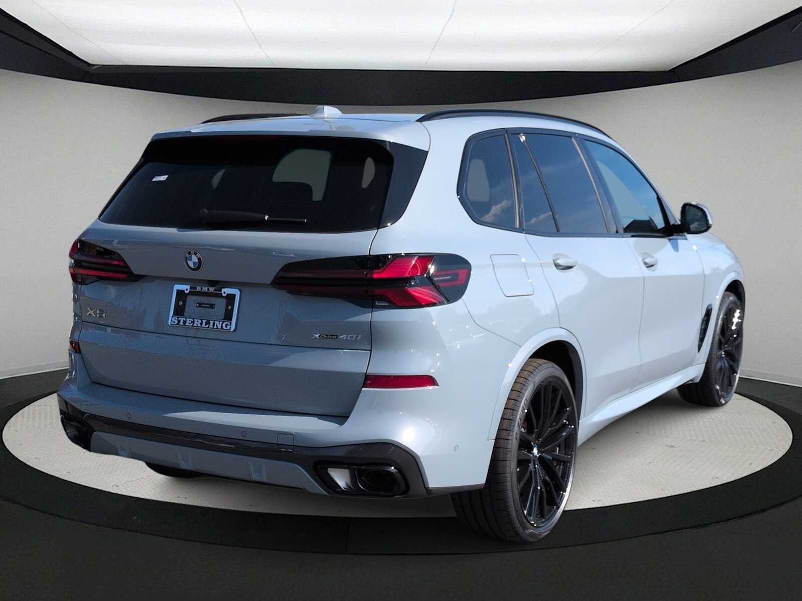 Thumbnail: 2026 BMW X5 - 8