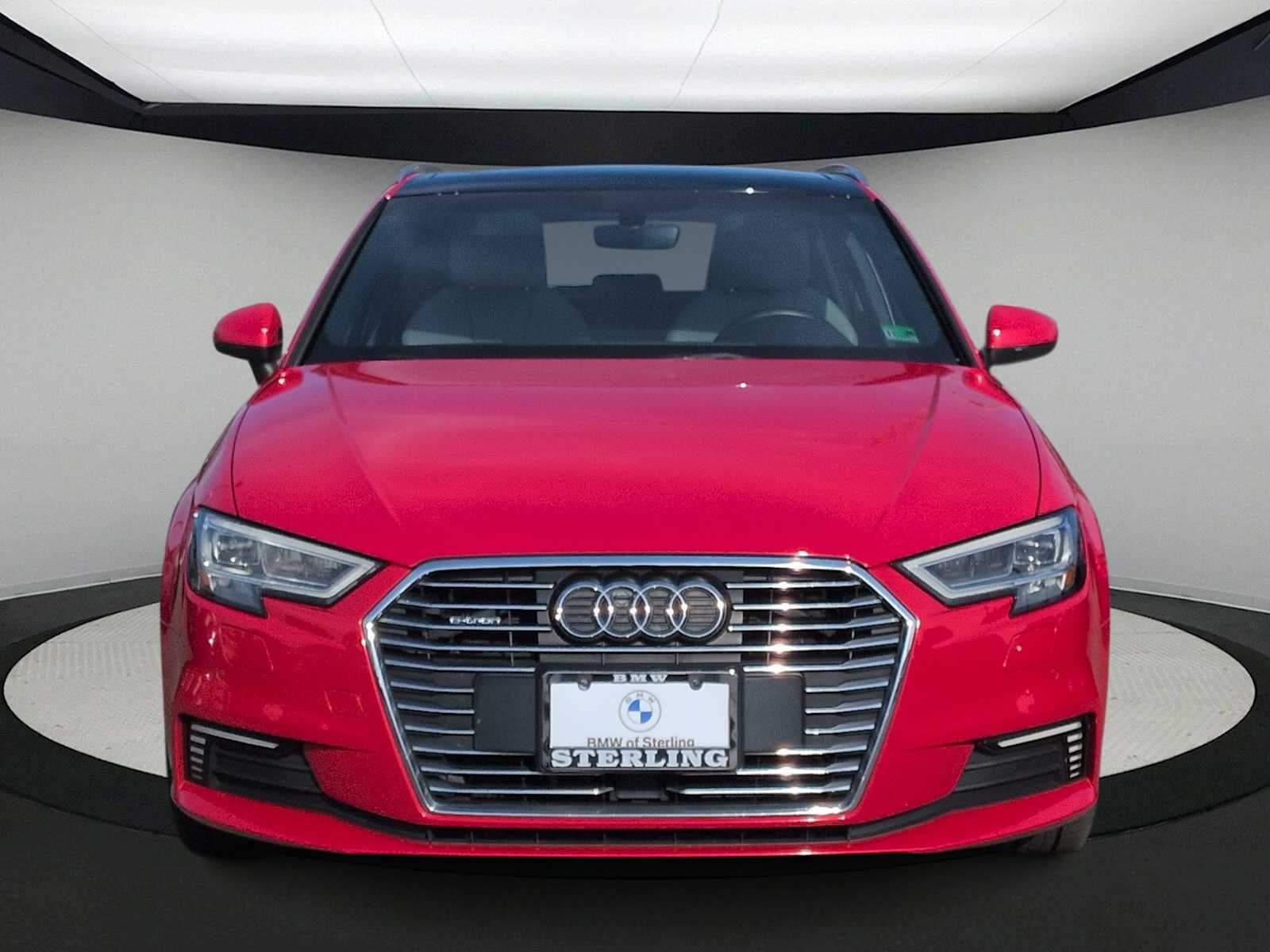 Thumbnail: 2017 Audi A3 e-tron - 3