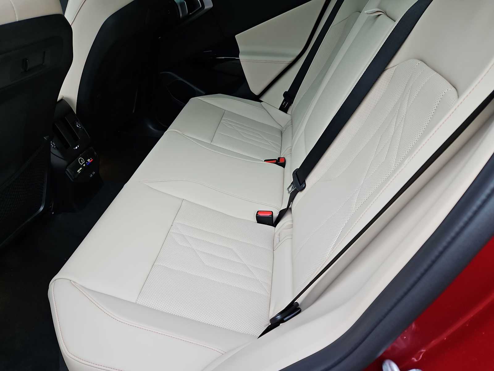 Thumbnail: 2026 BMW X3 - 15