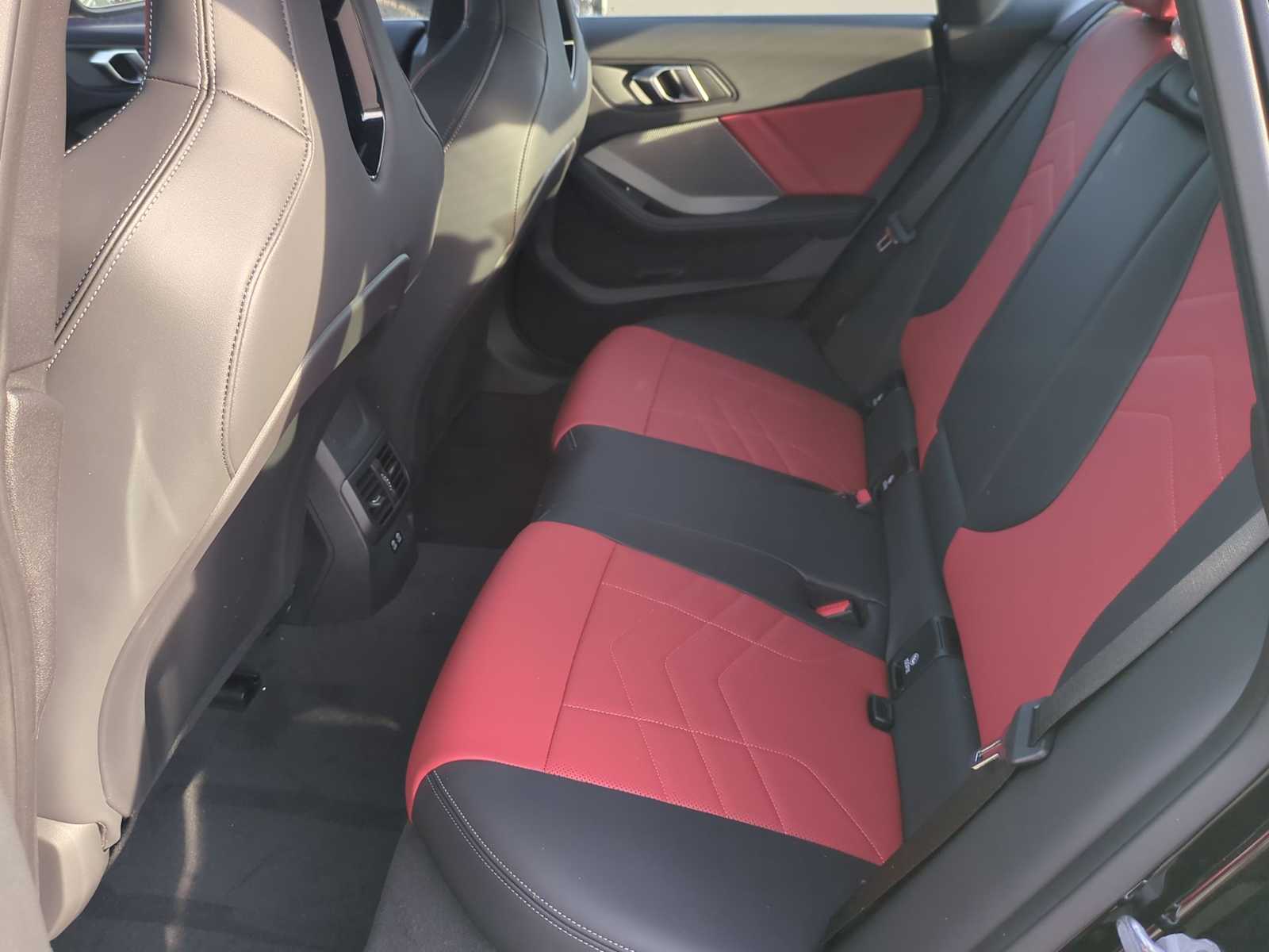 Thumbnail: 2025 BMW 2 Series - 21