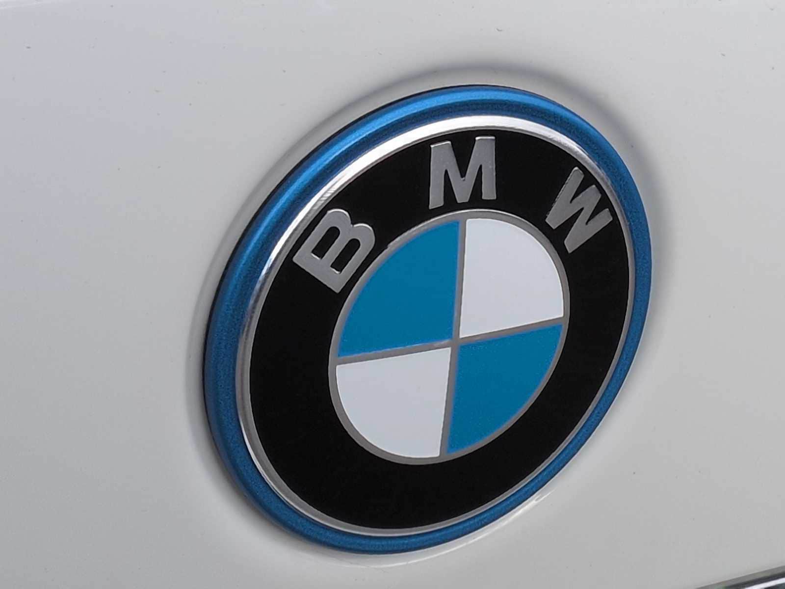 Thumbnail: 2026 BMW X5 - 12