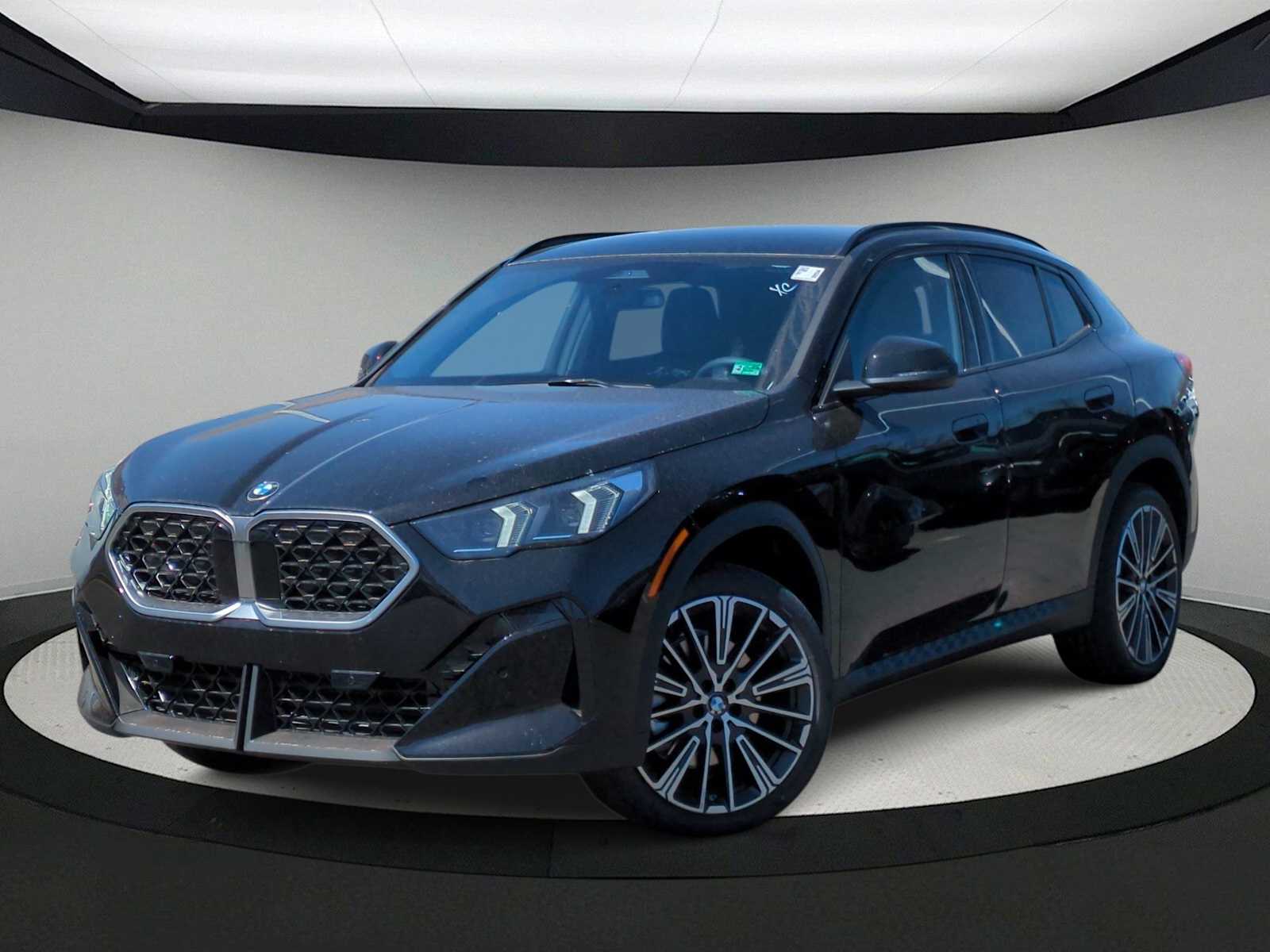 Thumbnail: 2025 BMW X2 - 1