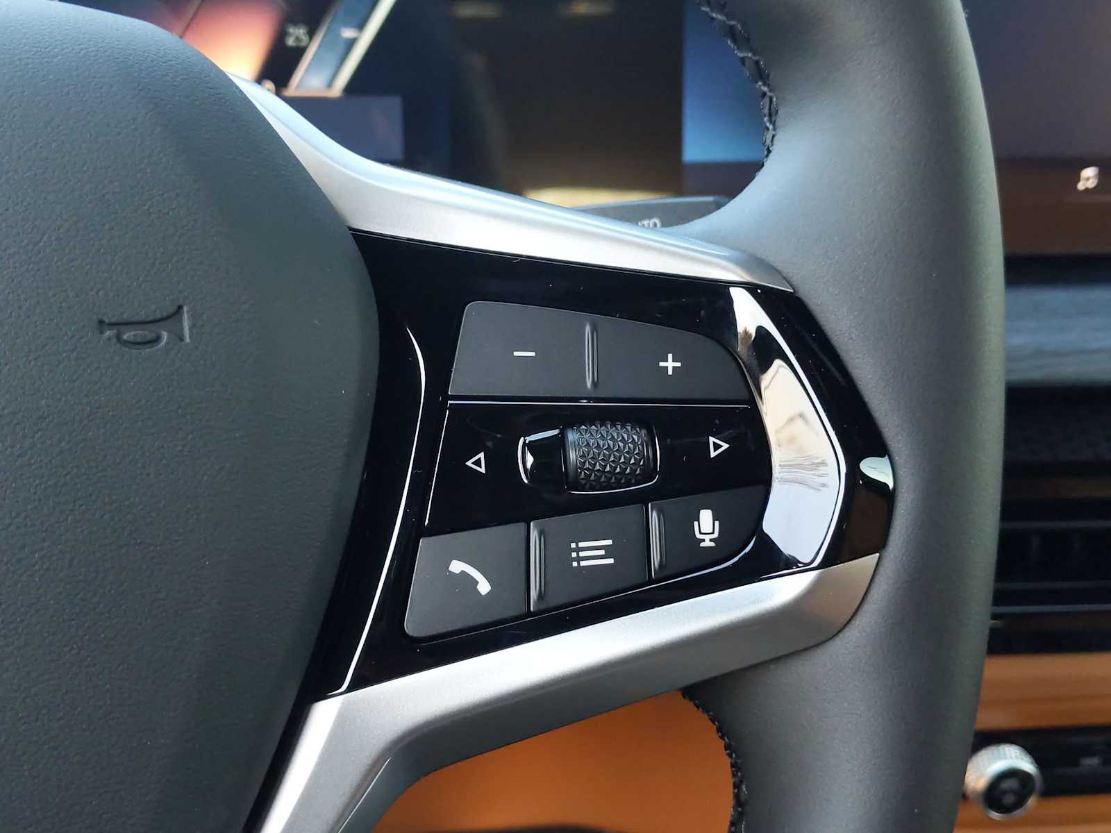 Thumbnail: 2025 BMW i4 - 26