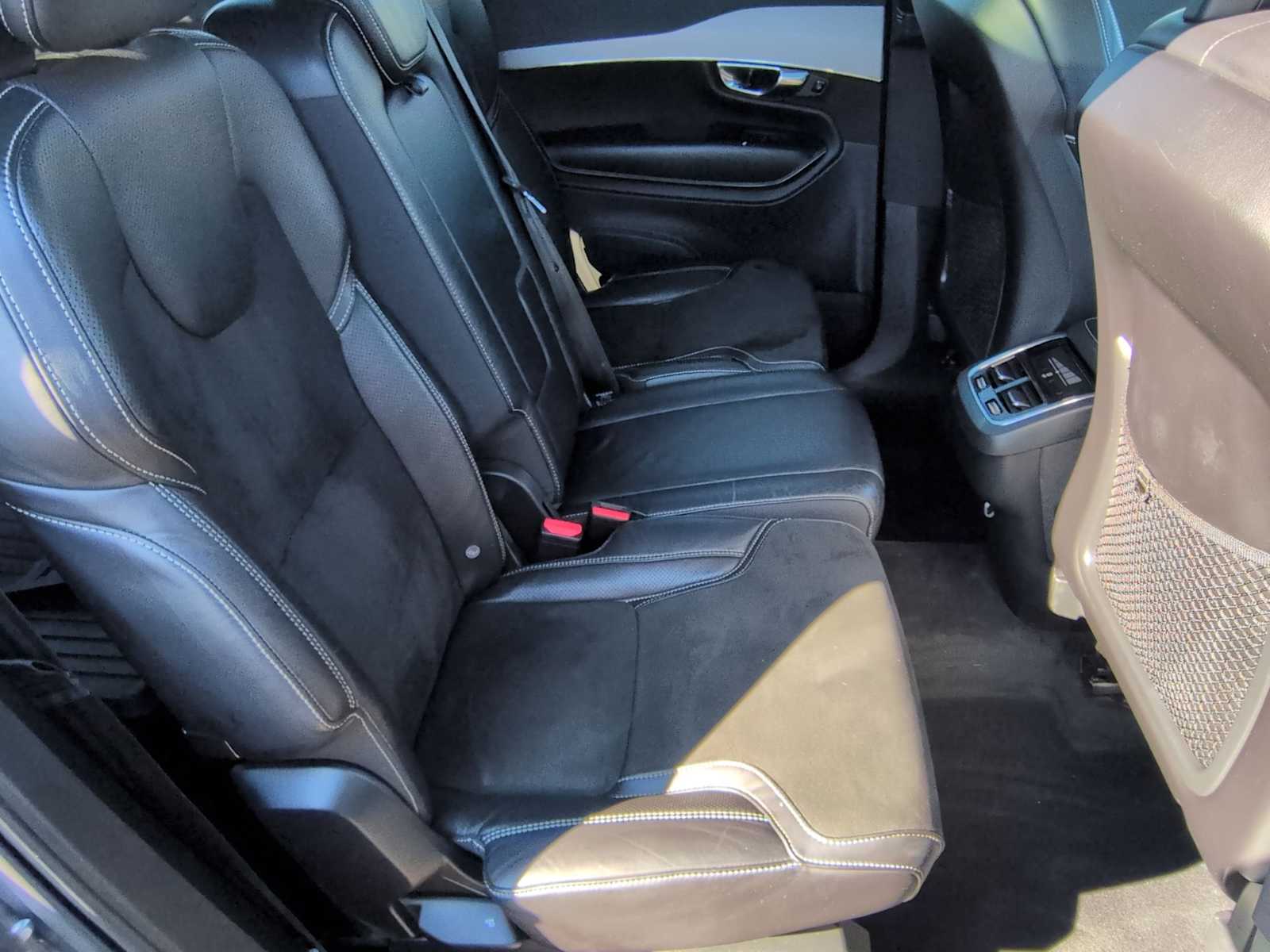 Thumbnail: 2017 Volvo XC90 - 21