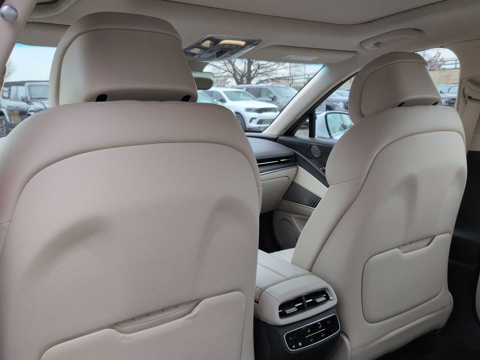 Thumbnail: 2022 Genesis G80 - 19