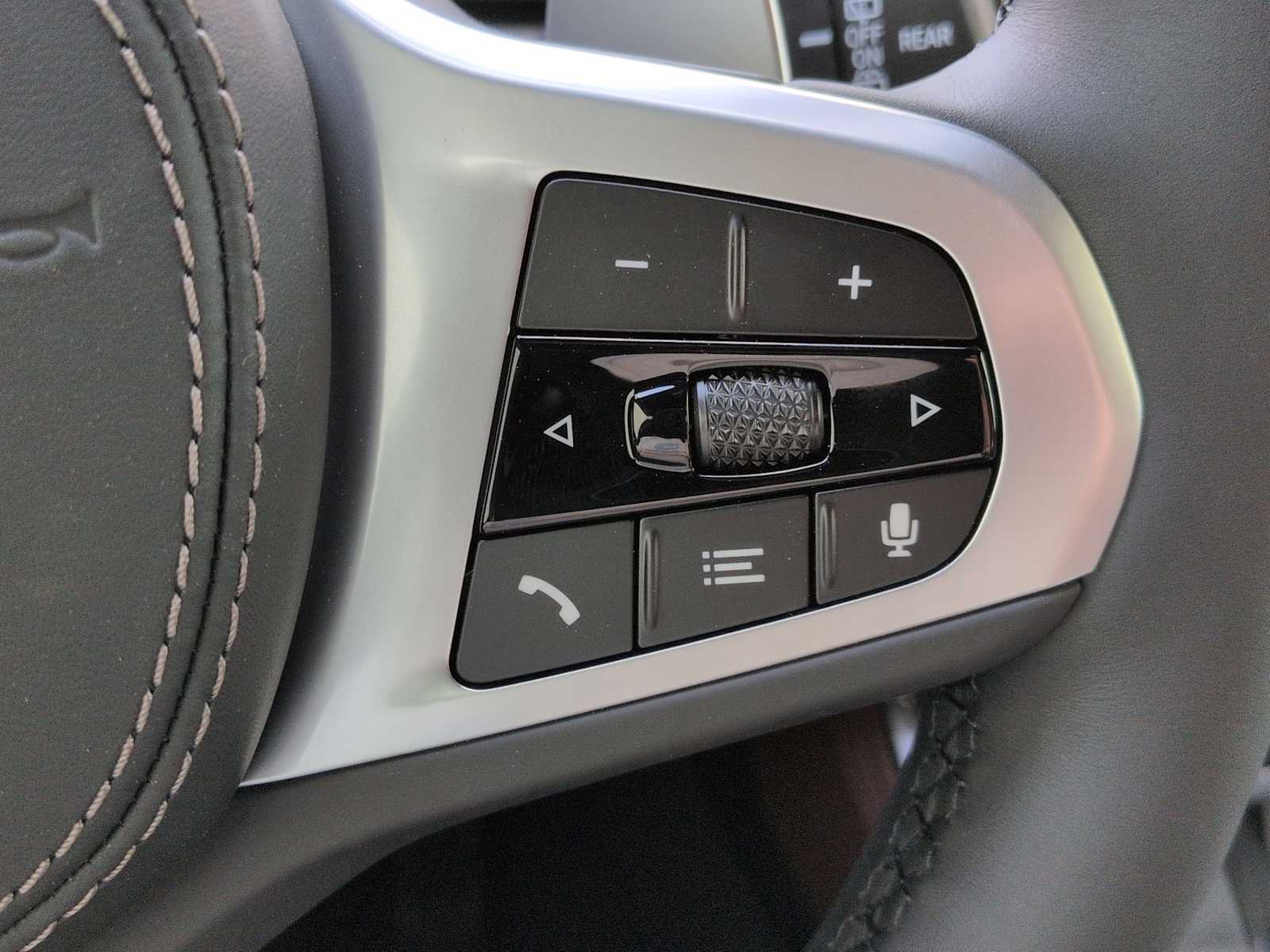 Thumbnail: 2026 BMW X5 - 27