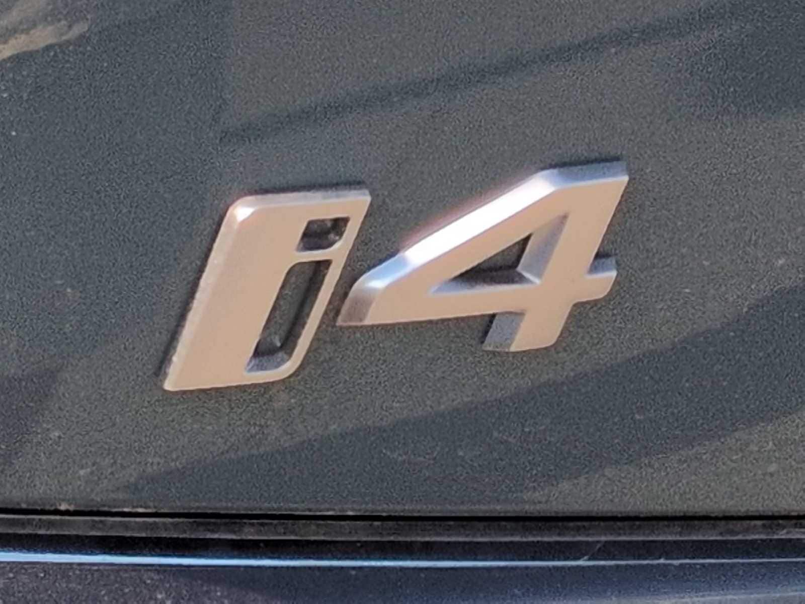 Thumbnail: 2026 BMW i4 - 13
