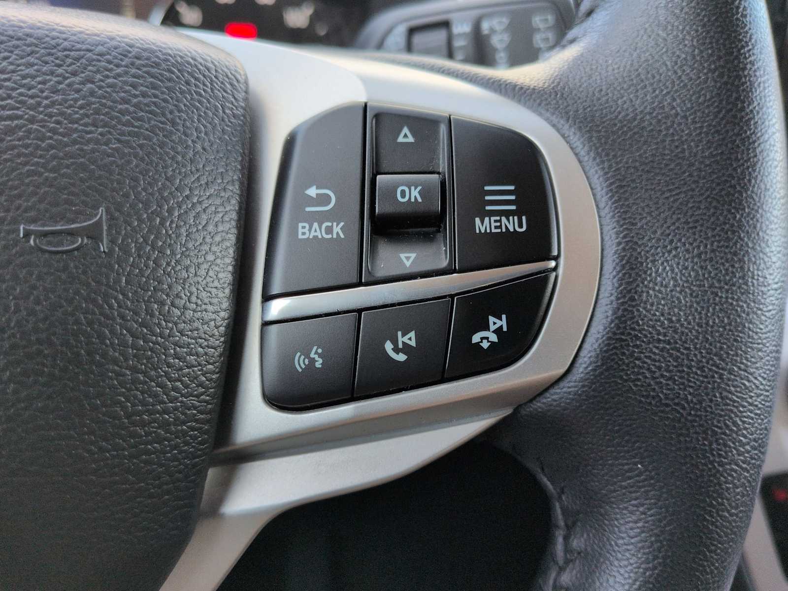 Thumbnail: 2023 Ford Explorer - 25