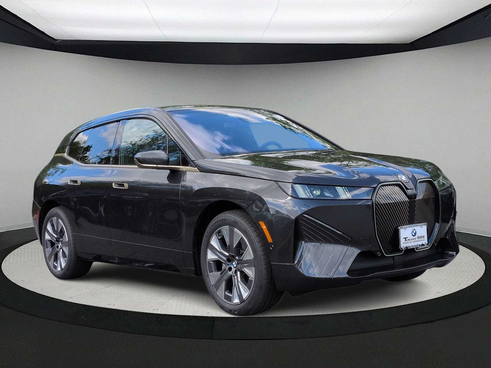 Thumbnail: 2026 BMW iX - 2