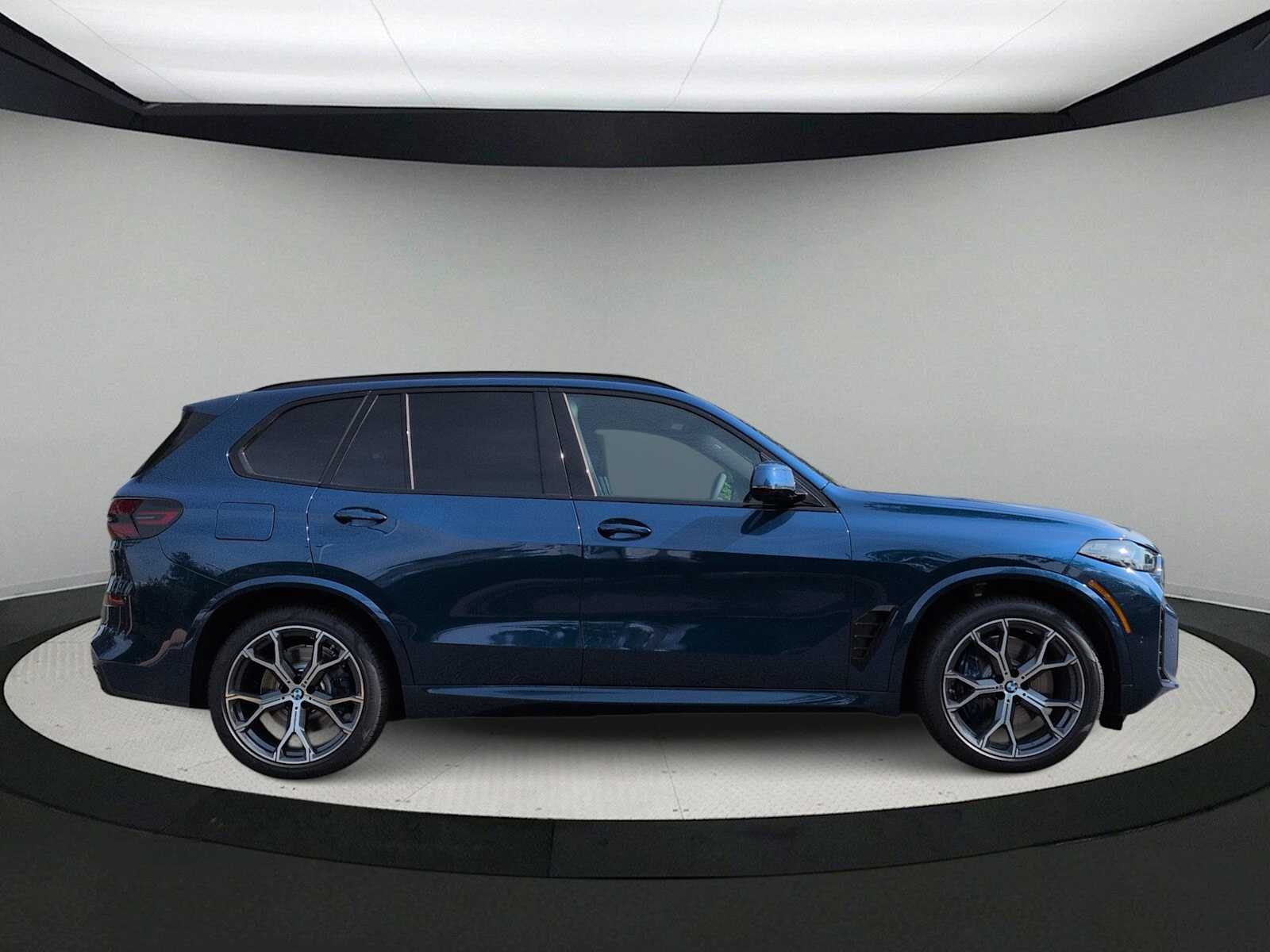Thumbnail: 2026 BMW X5 - 9