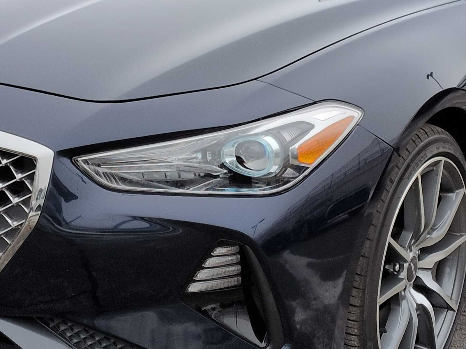 Thumbnail: 2019 Genesis G70 - 11