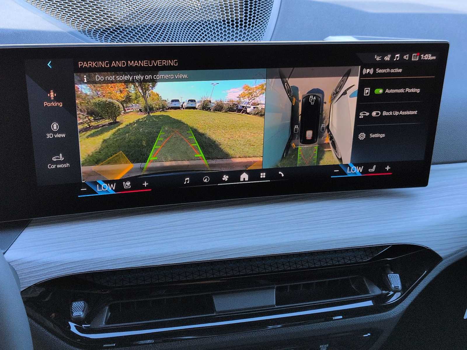 Thumbnail: 2025 BMW i4 - 32