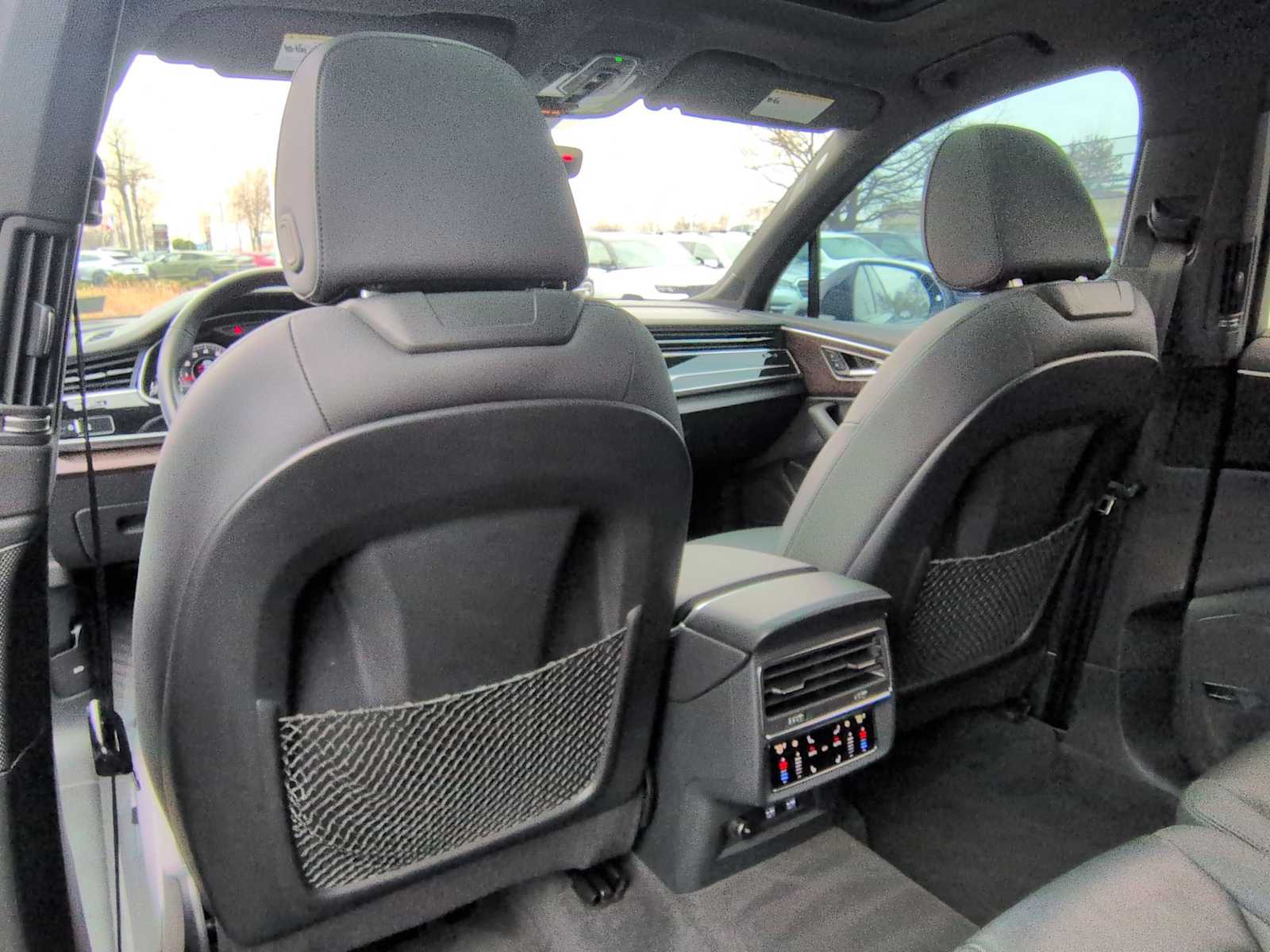 Thumbnail: 2020 Audi Q7 - 18