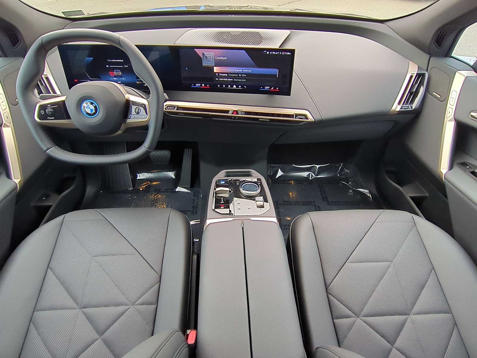 Thumbnail: 2025 BMW iX - 14