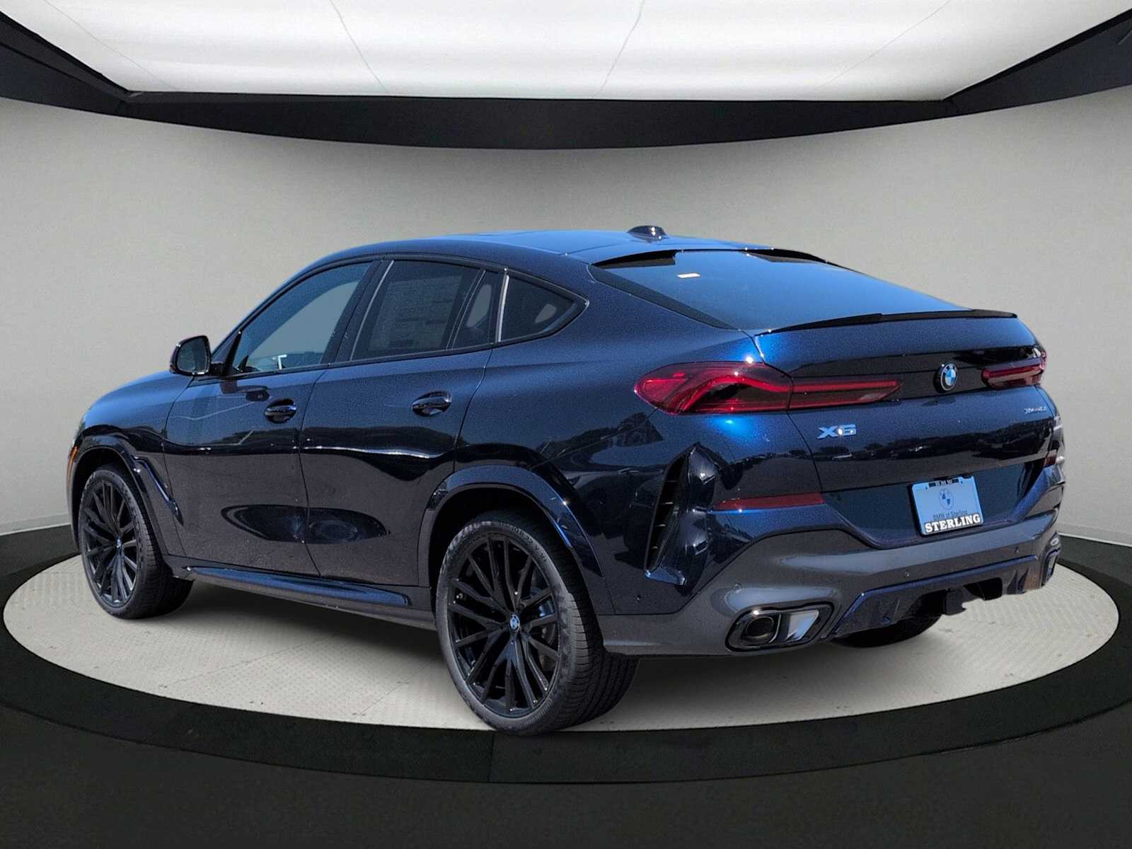 Thumbnail: 2027 BMW X6 - 6