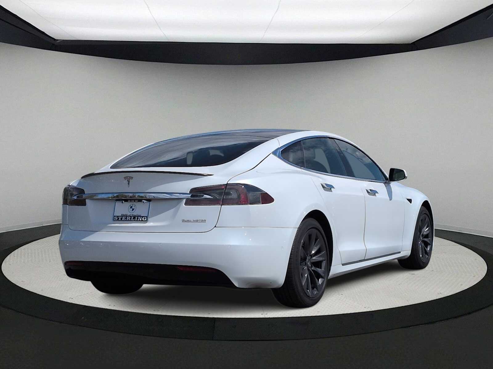 Thumbnail: 2020 Tesla Model S - 8