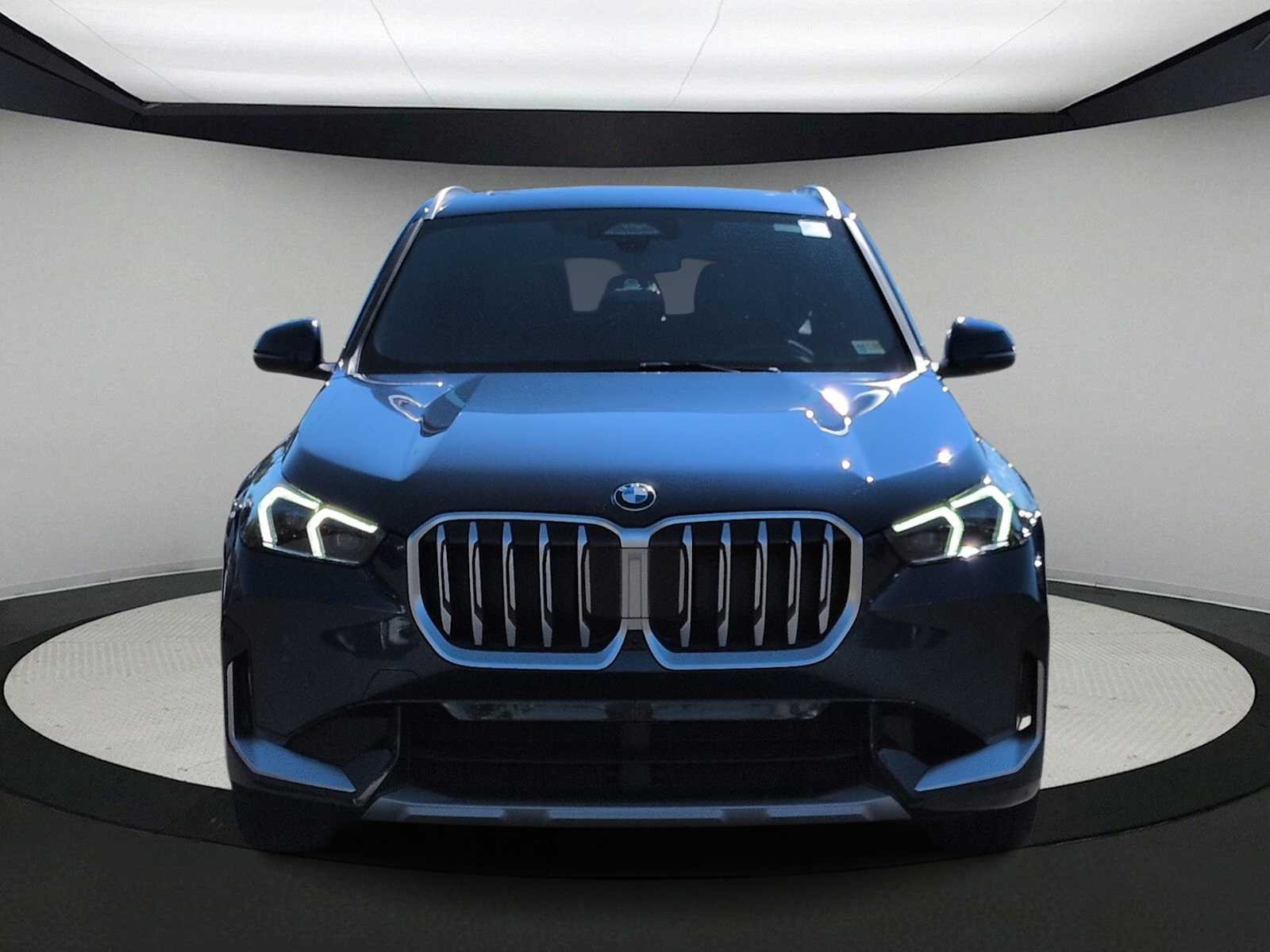 Thumbnail: 2025 BMW X1 - 3