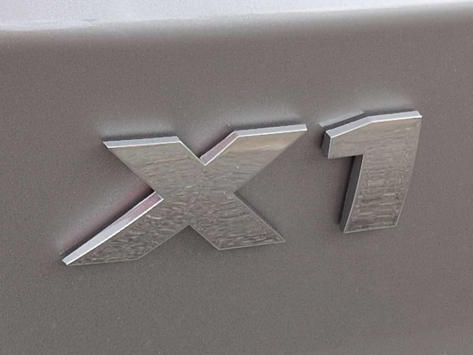 Thumbnail: 2026 BMW X1 - 14