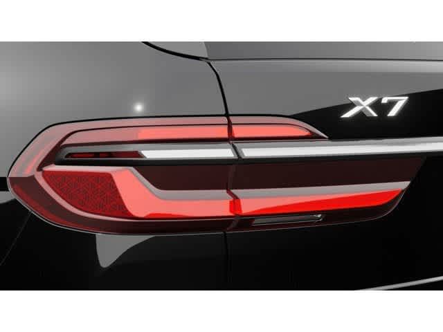Thumbnail: 2026 BMW X7 - 8