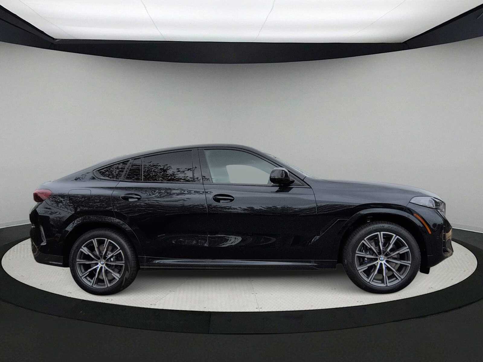 Thumbnail: 2026 BMW X6 - 9