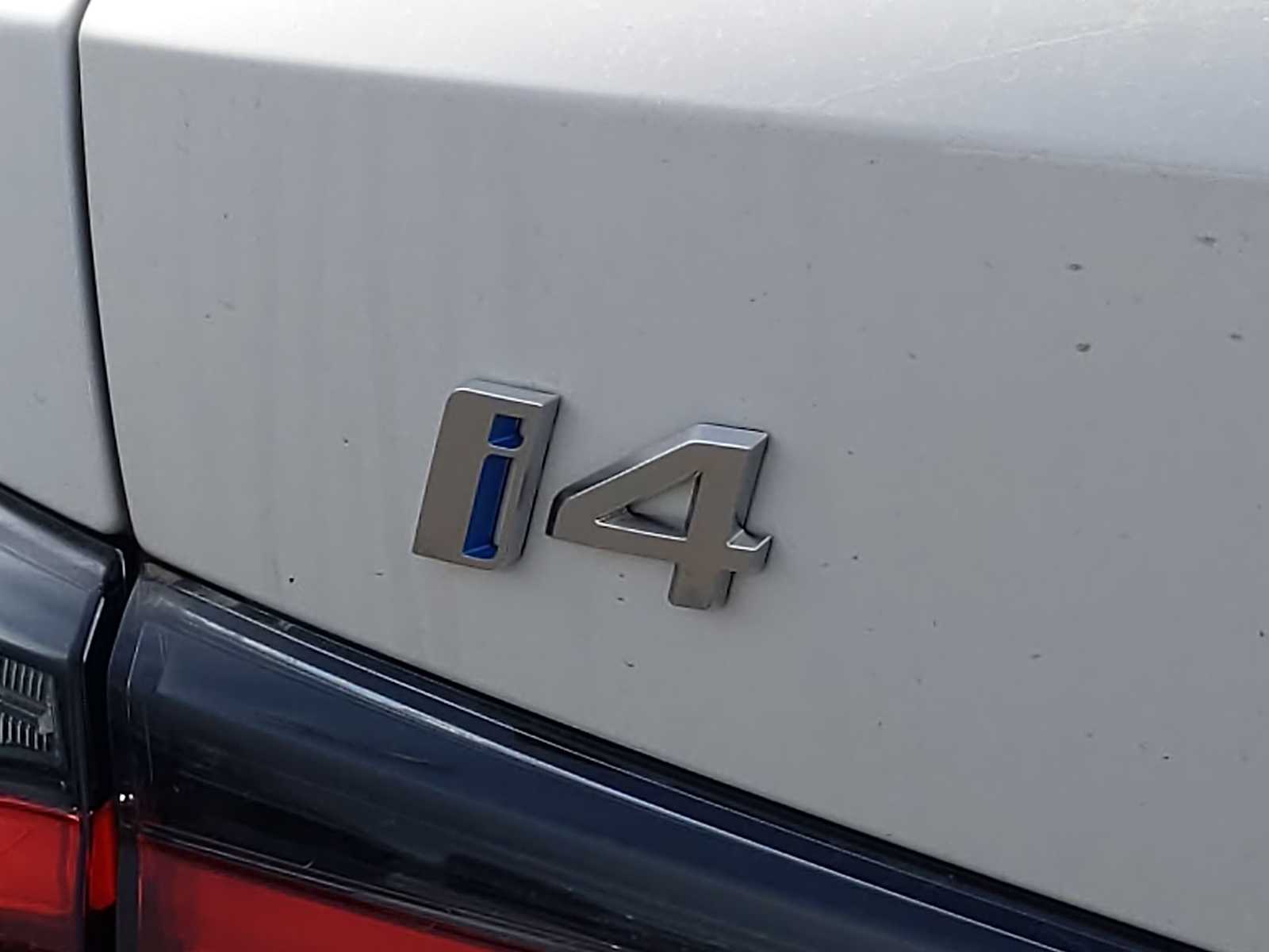 Thumbnail: 2025 BMW i4 - 12