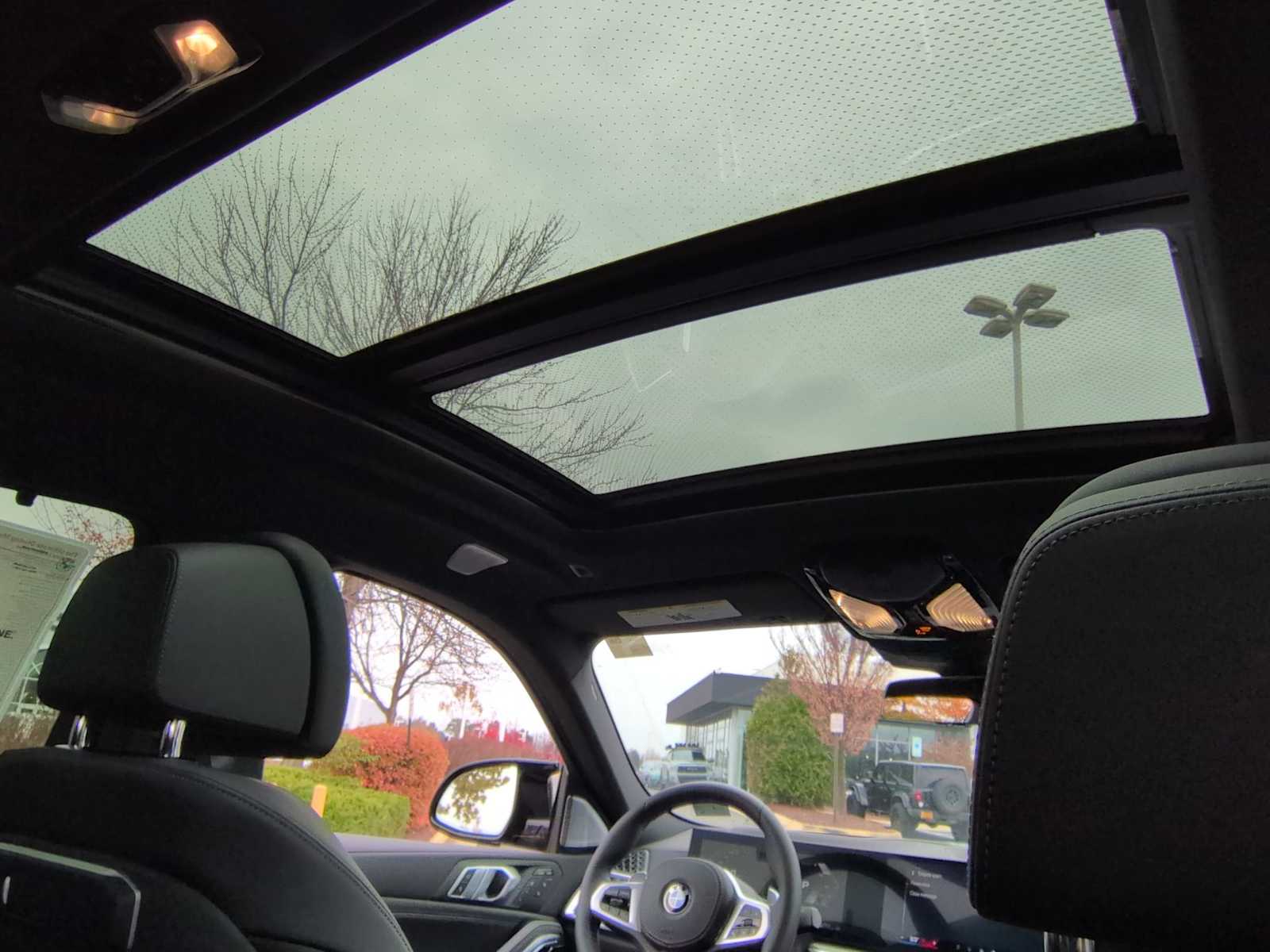 Thumbnail: 2026 BMW X6 - 23