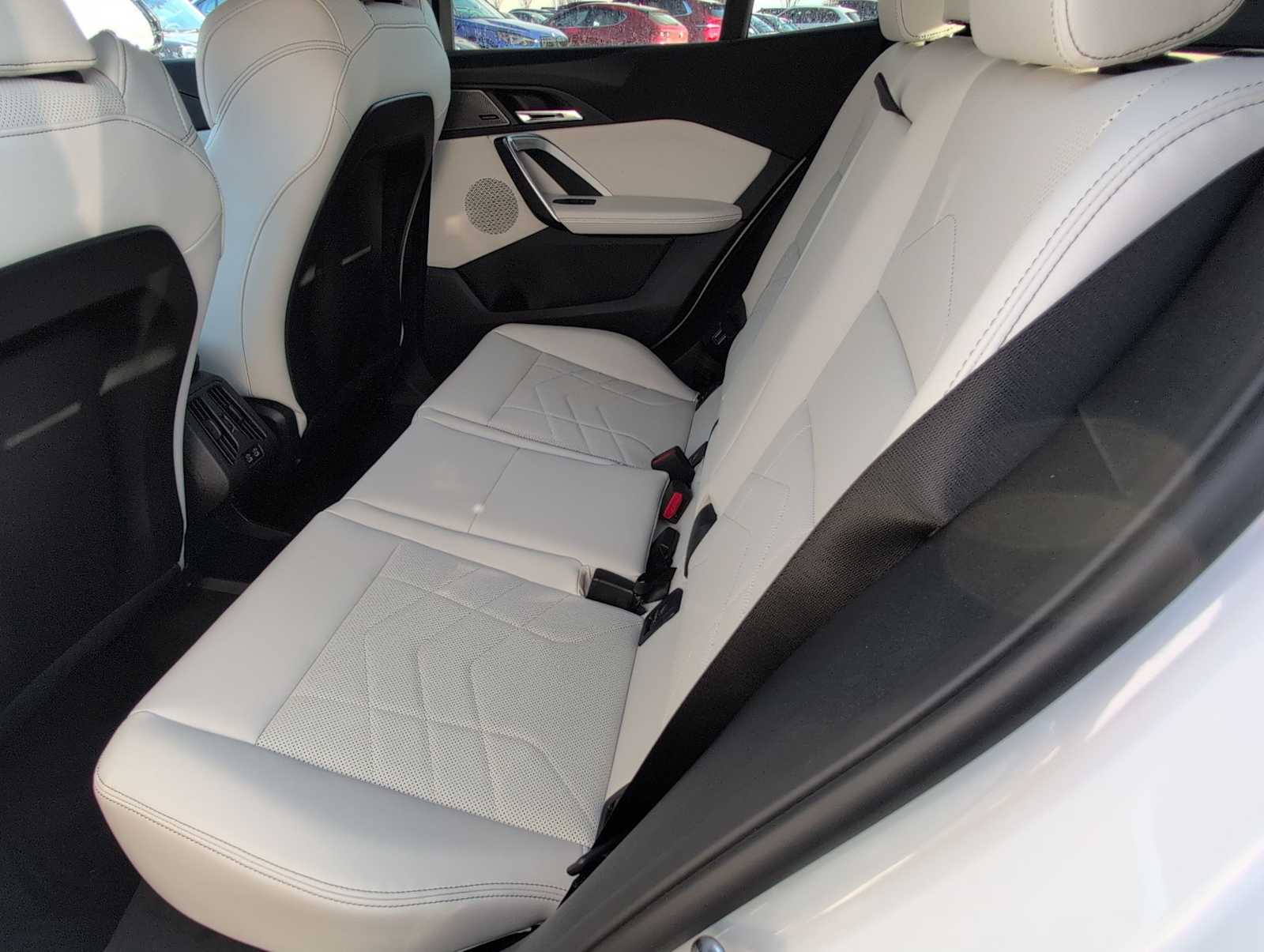 Thumbnail: 2026 BMW X2 - 19