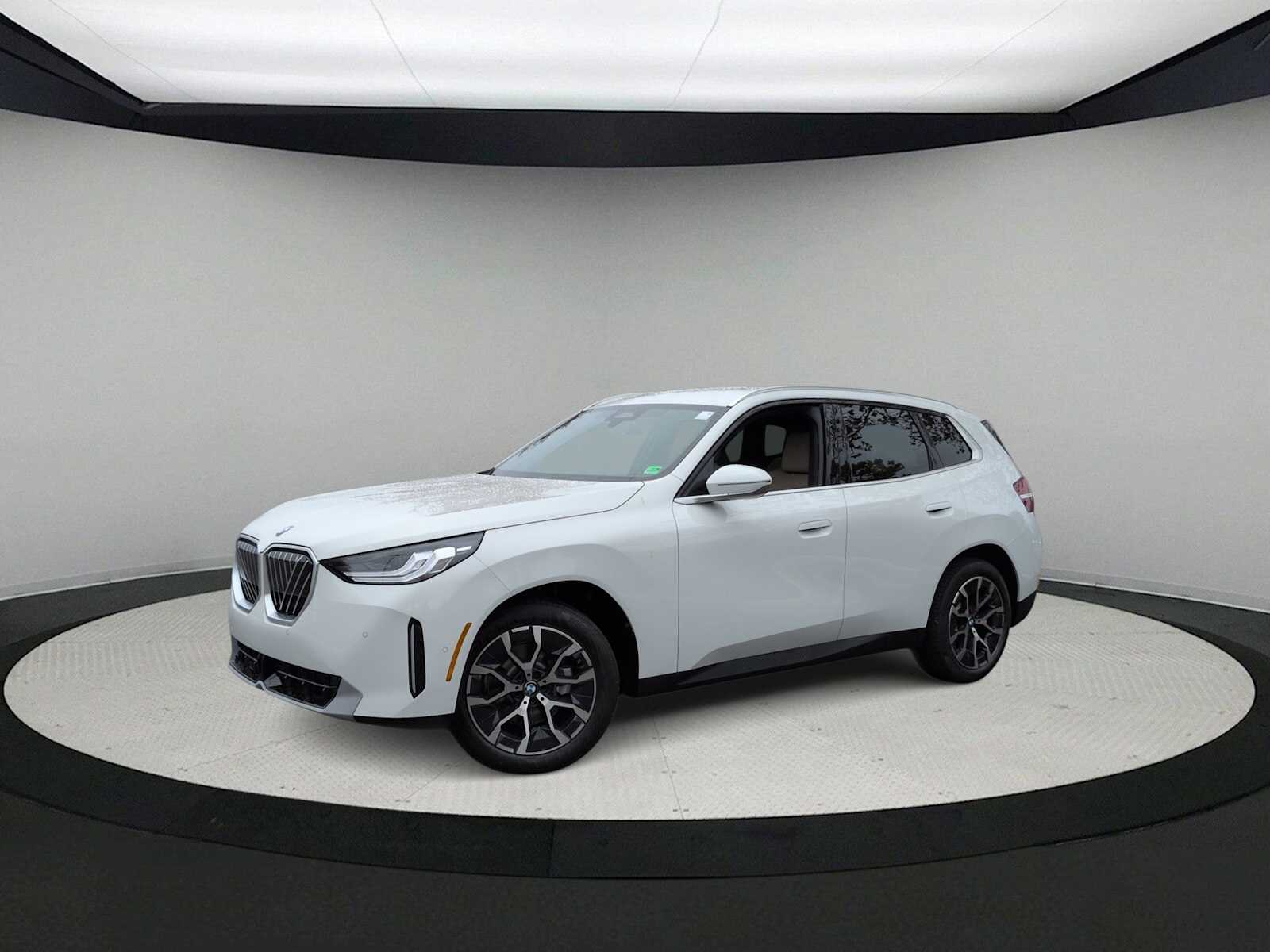 Thumbnail: 2026 BMW X3 - 3
