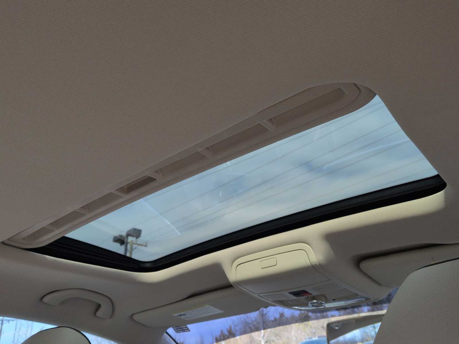 Thumbnail: 2018 Volkswagen Passat - 23