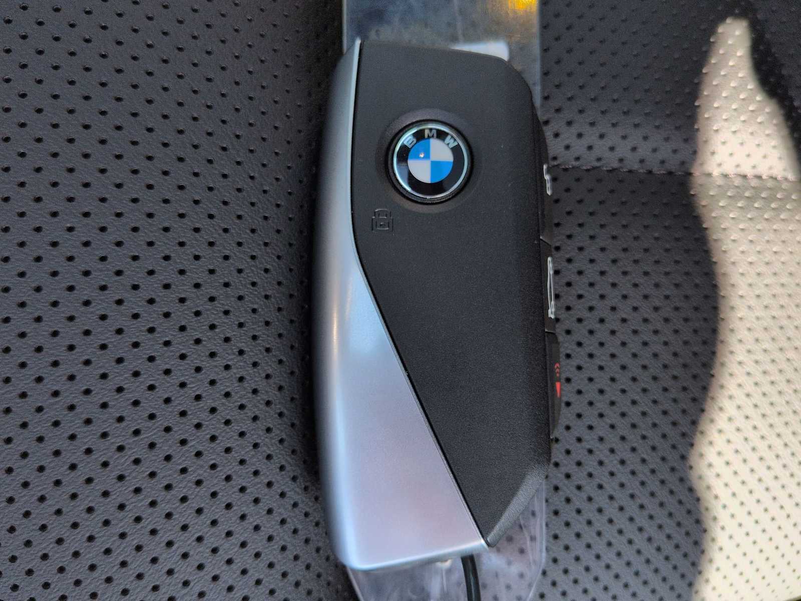 Thumbnail: 2027 BMW 5 Series - 37