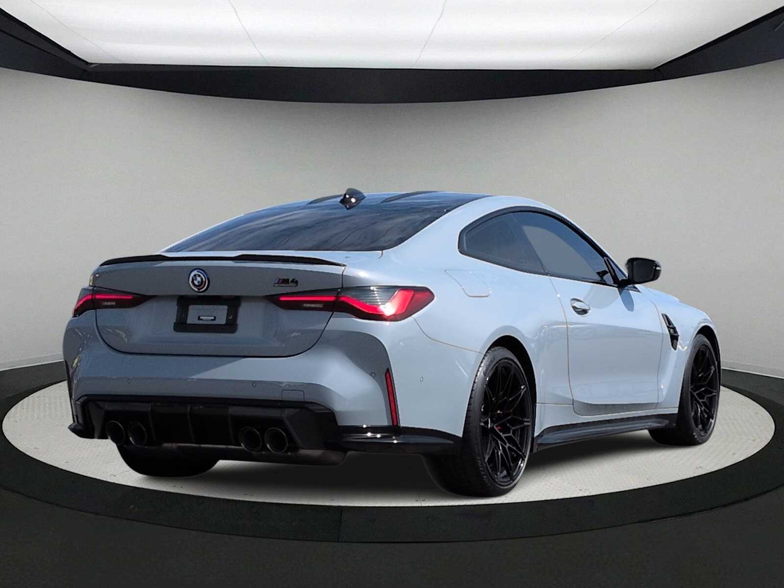 Thumbnail: 2023 BMW M4 - 8
