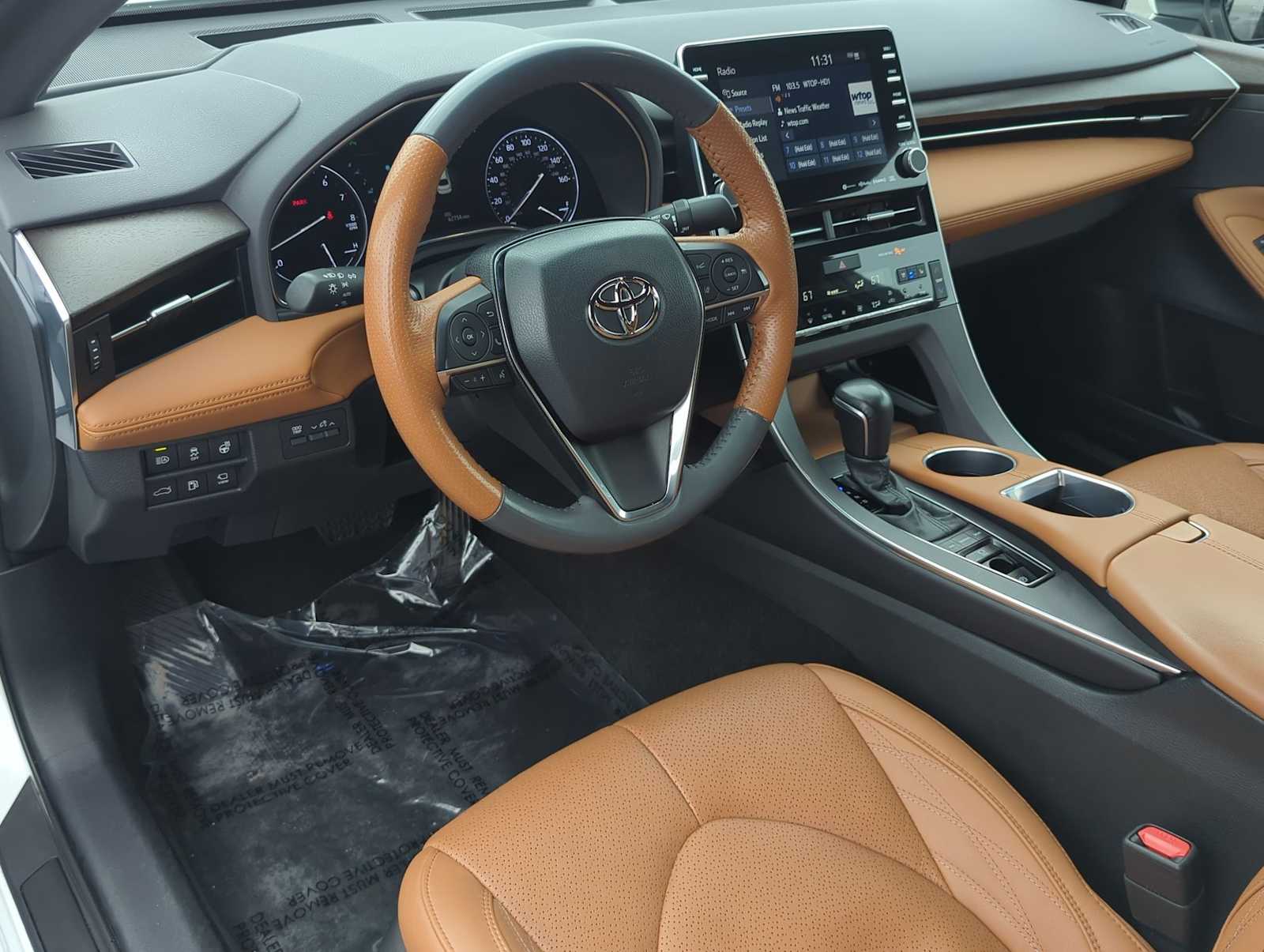 Thumbnail: 2022 Toyota Avalon - 15