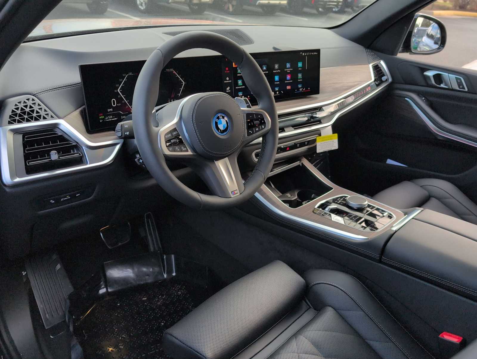 Thumbnail: 2026 BMW X5 - 10