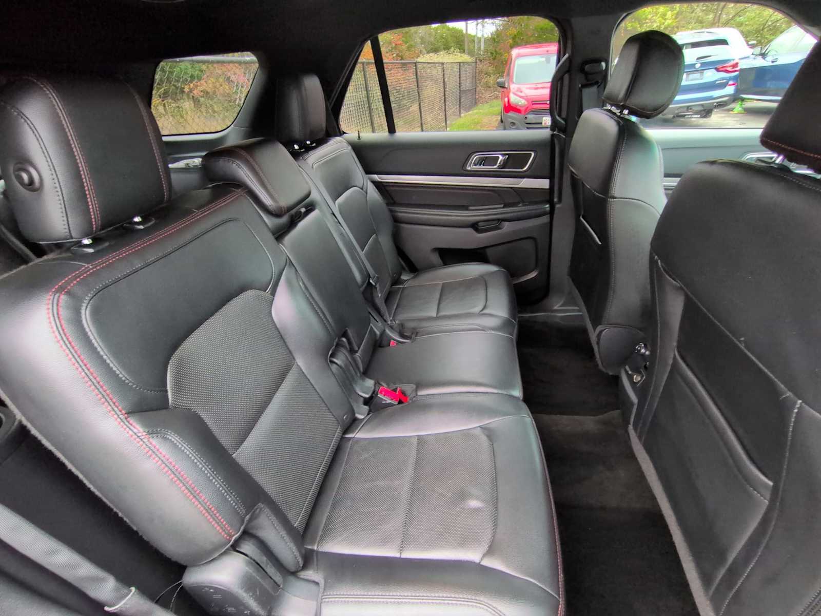 Thumbnail: 2016 Ford Explorer - 21