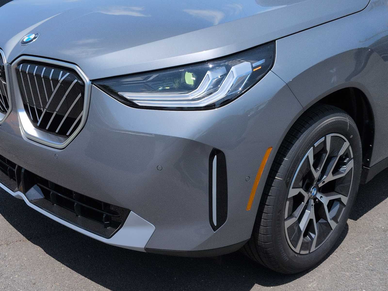 Thumbnail: 2026 BMW X3 - 11