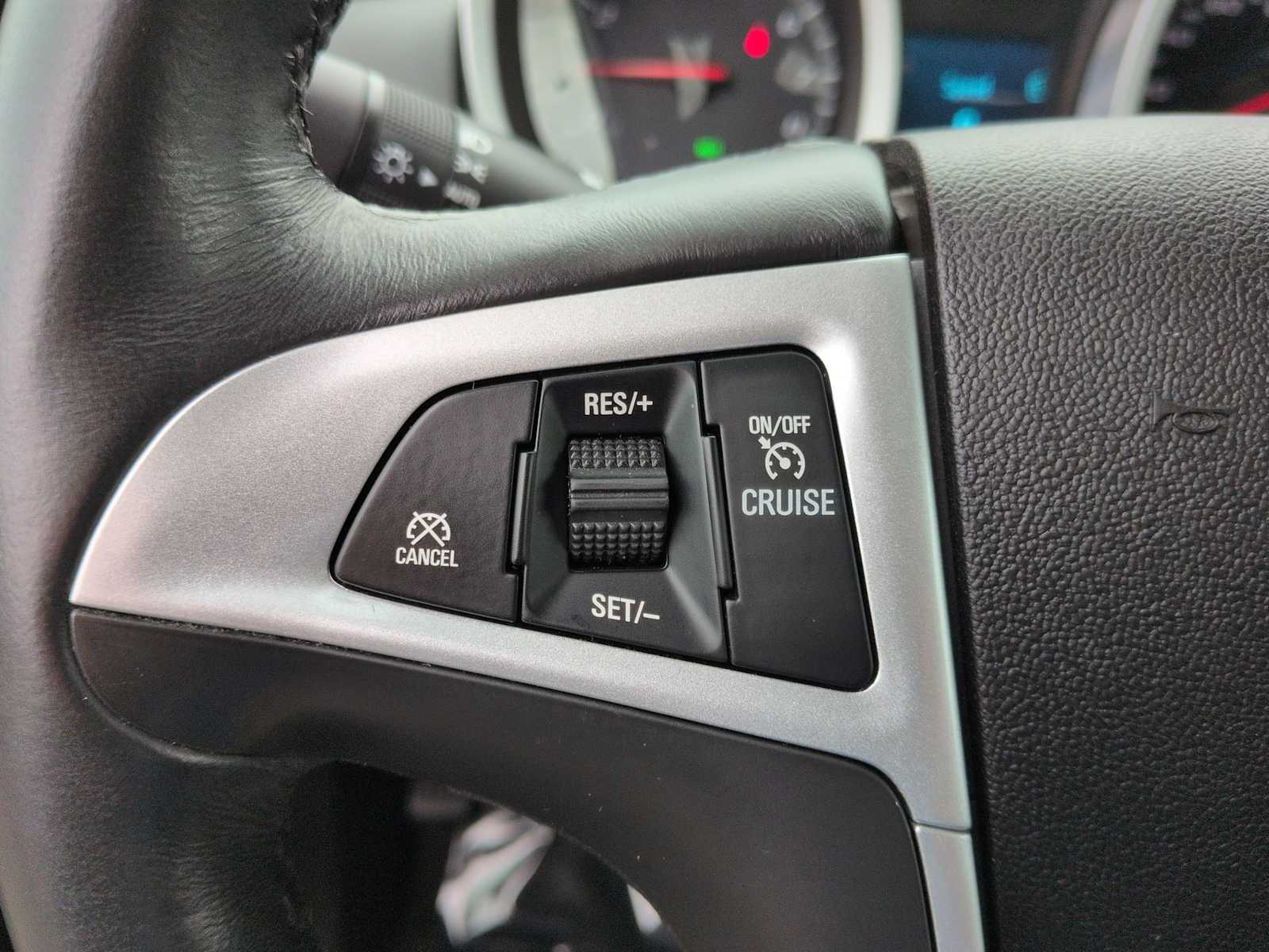 Thumbnail: 2012 Chevrolet Equinox - 24